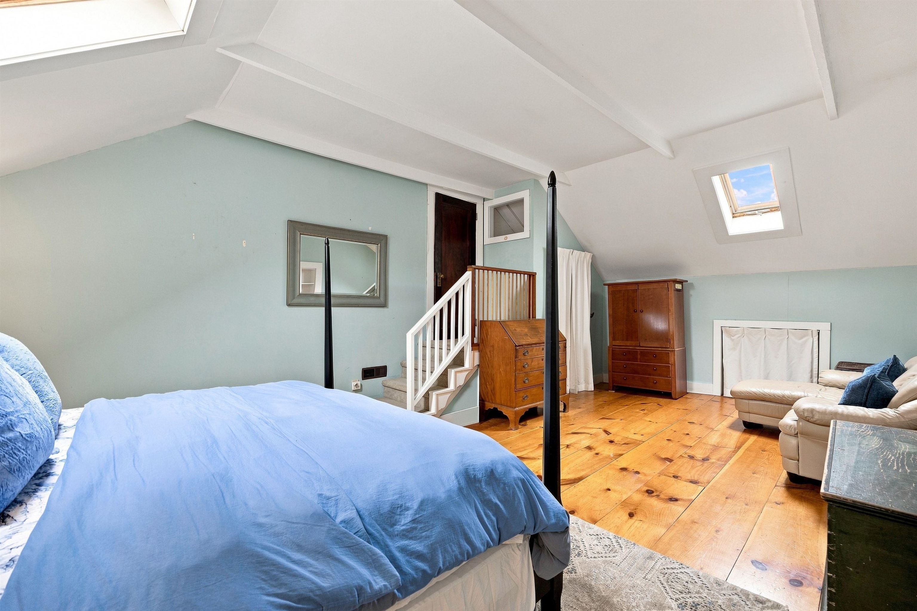 main property photo 44
