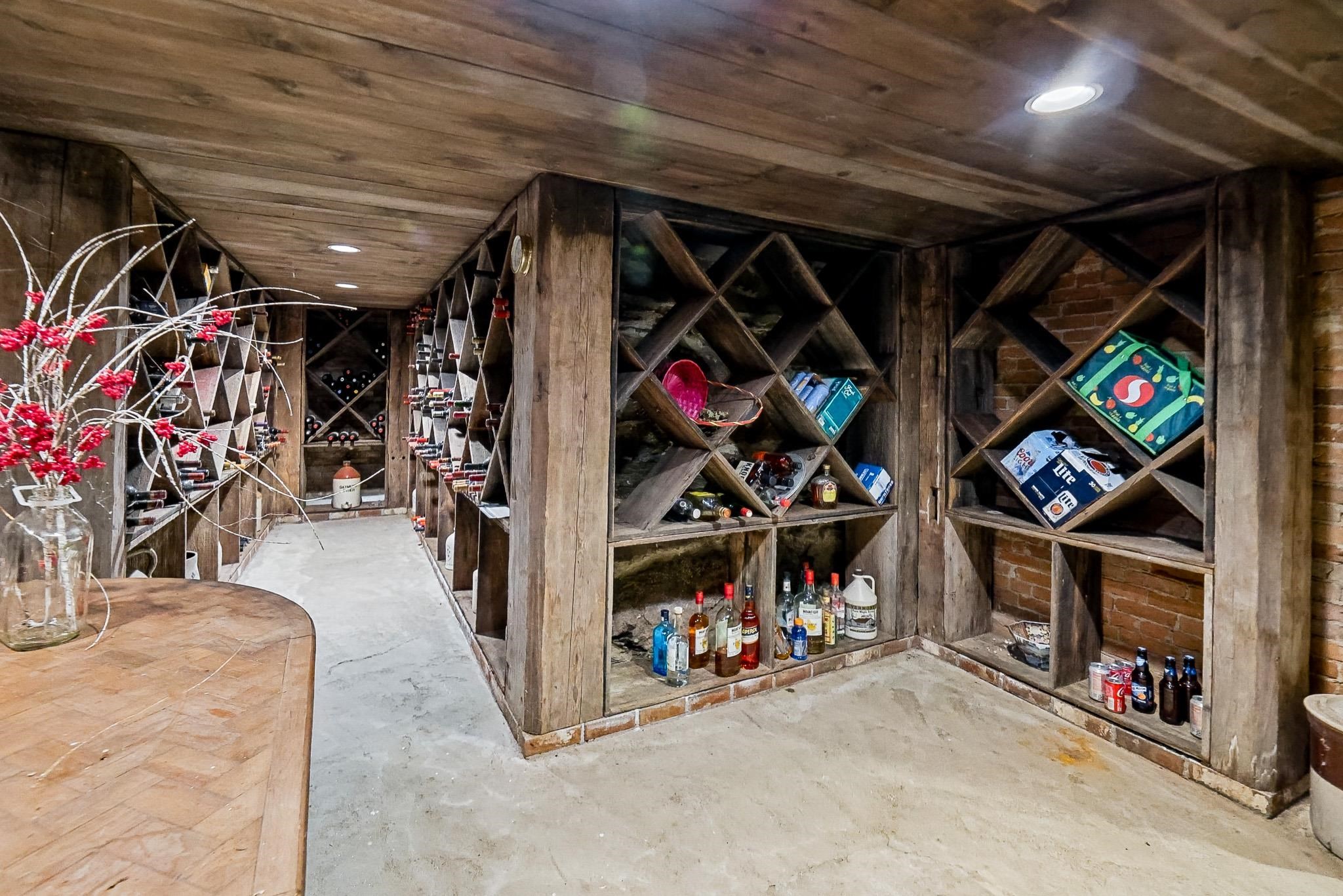 main property photo 48