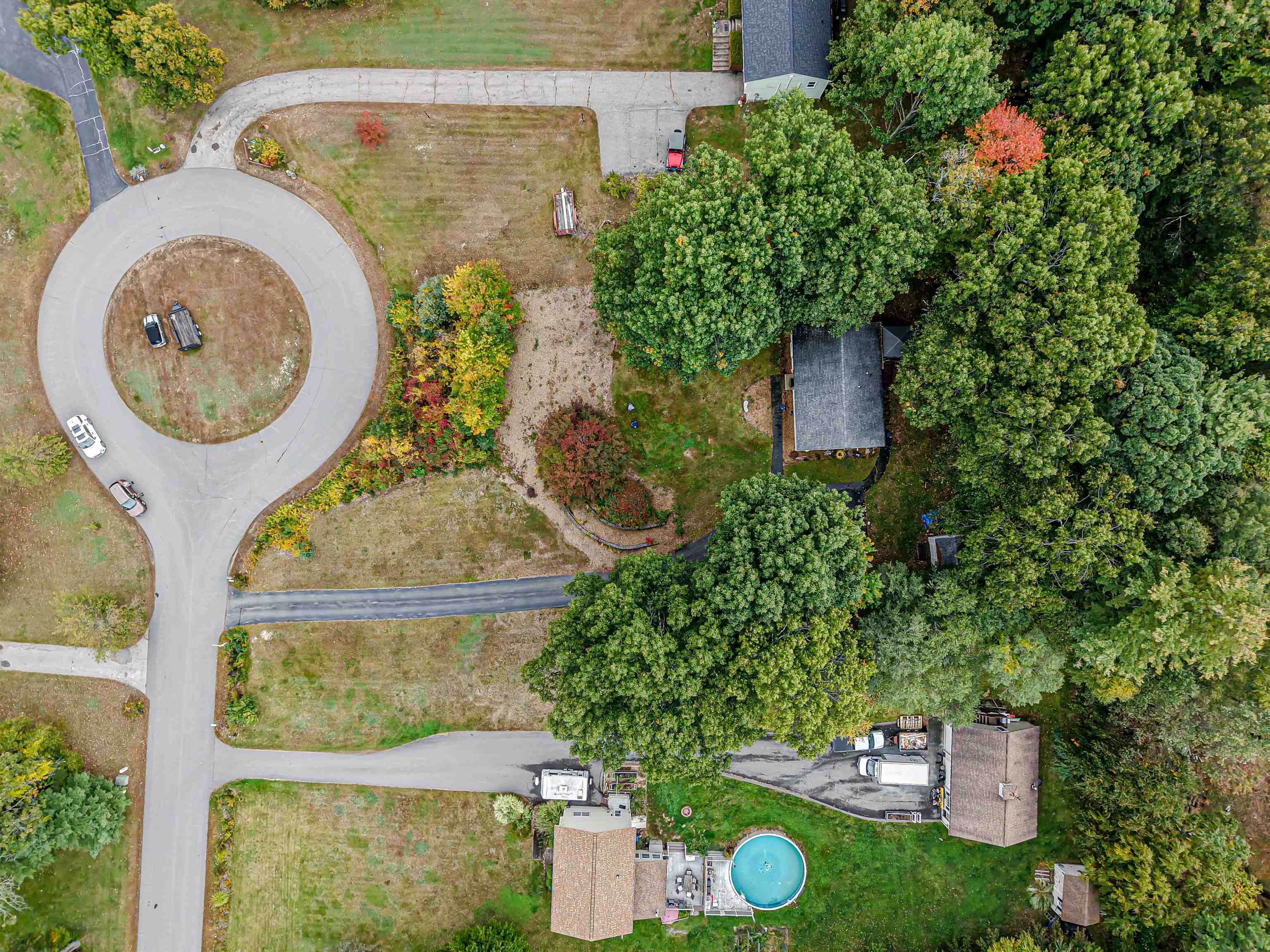 main property photo 28