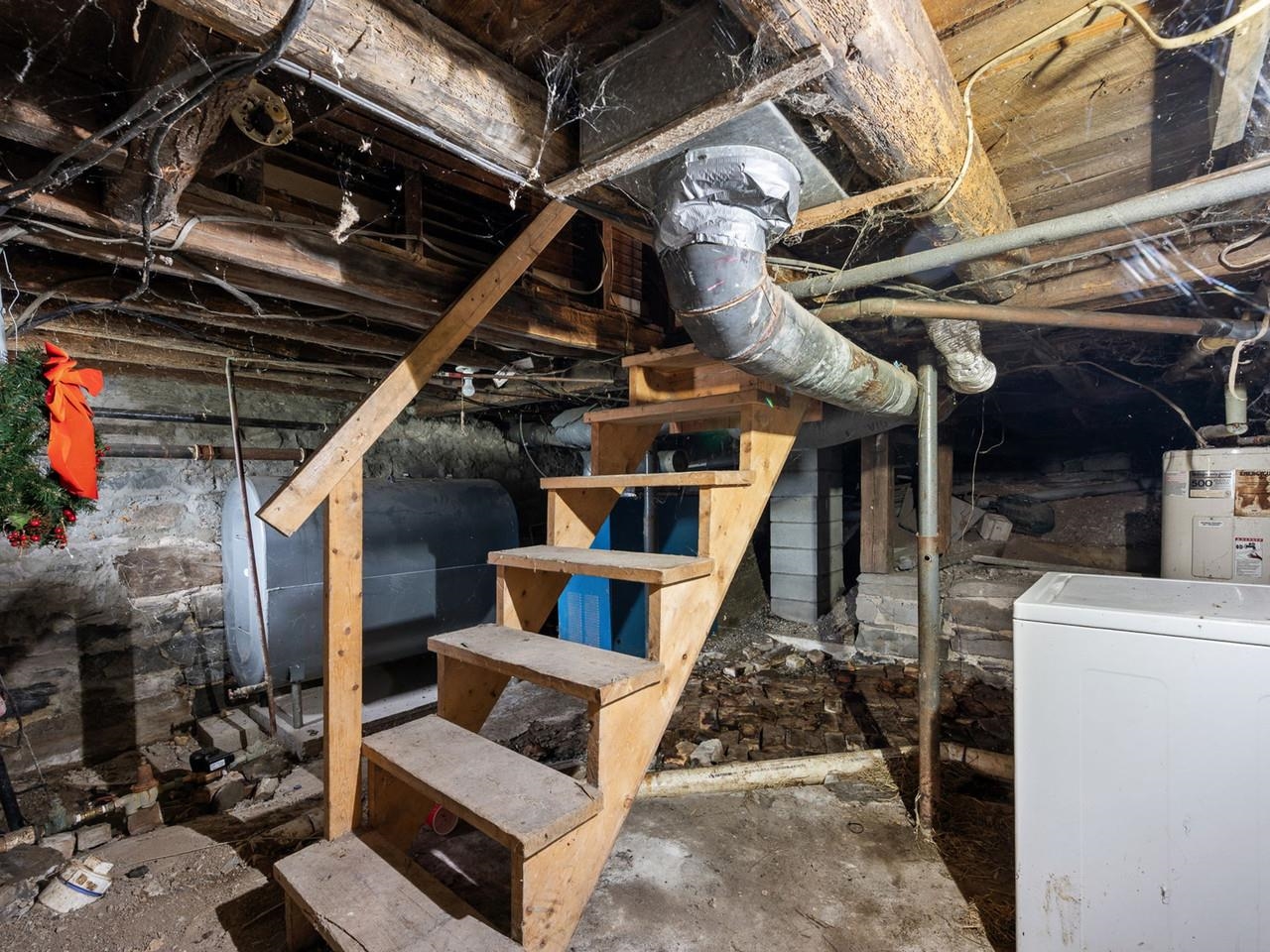 main property photo 49