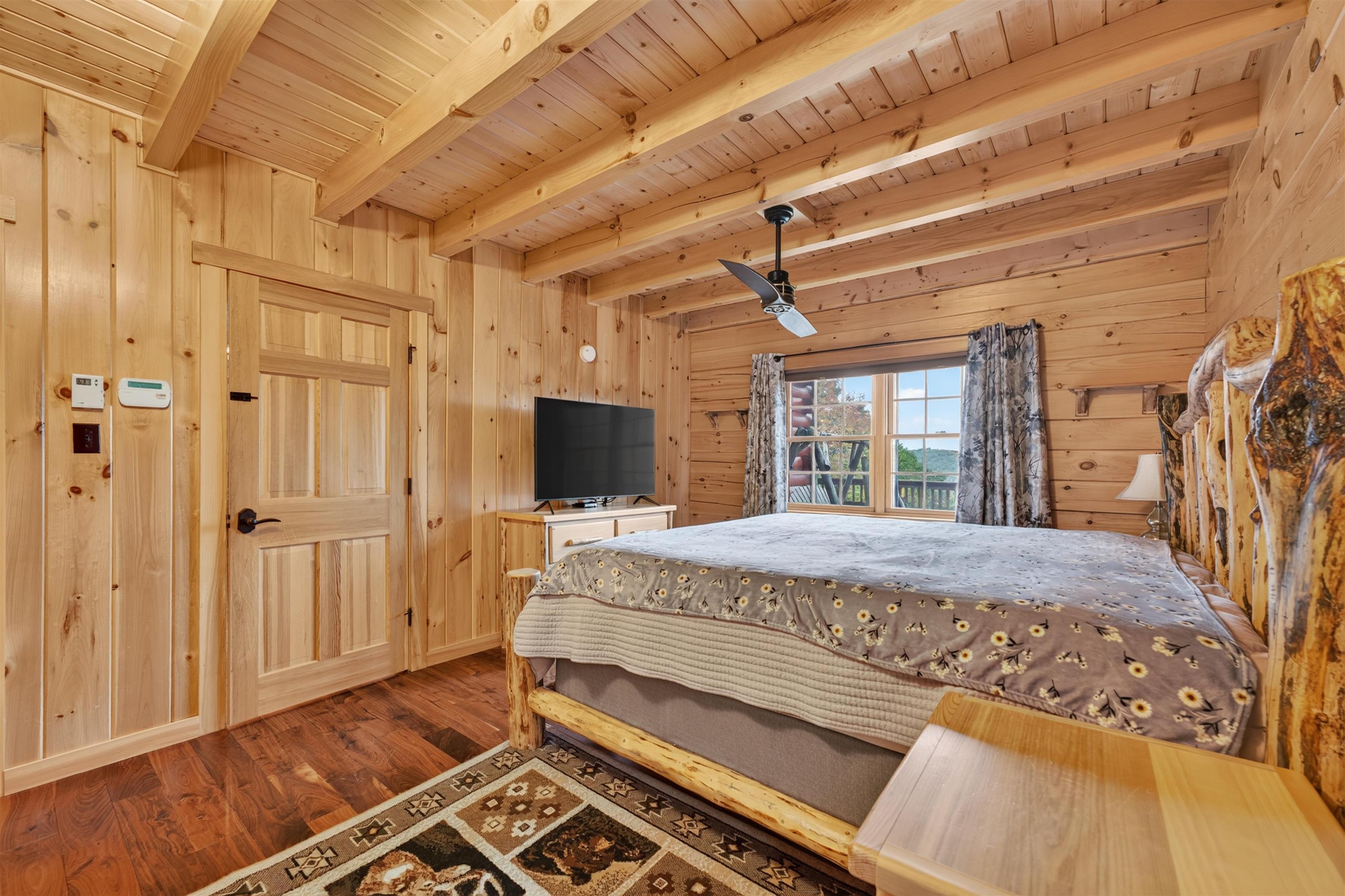 main property photo 35