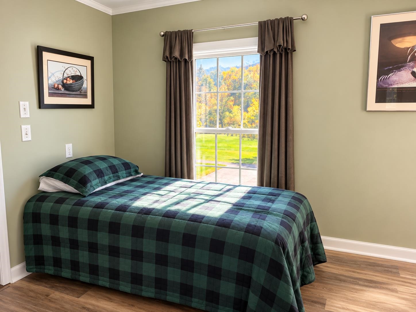 main property photo 26