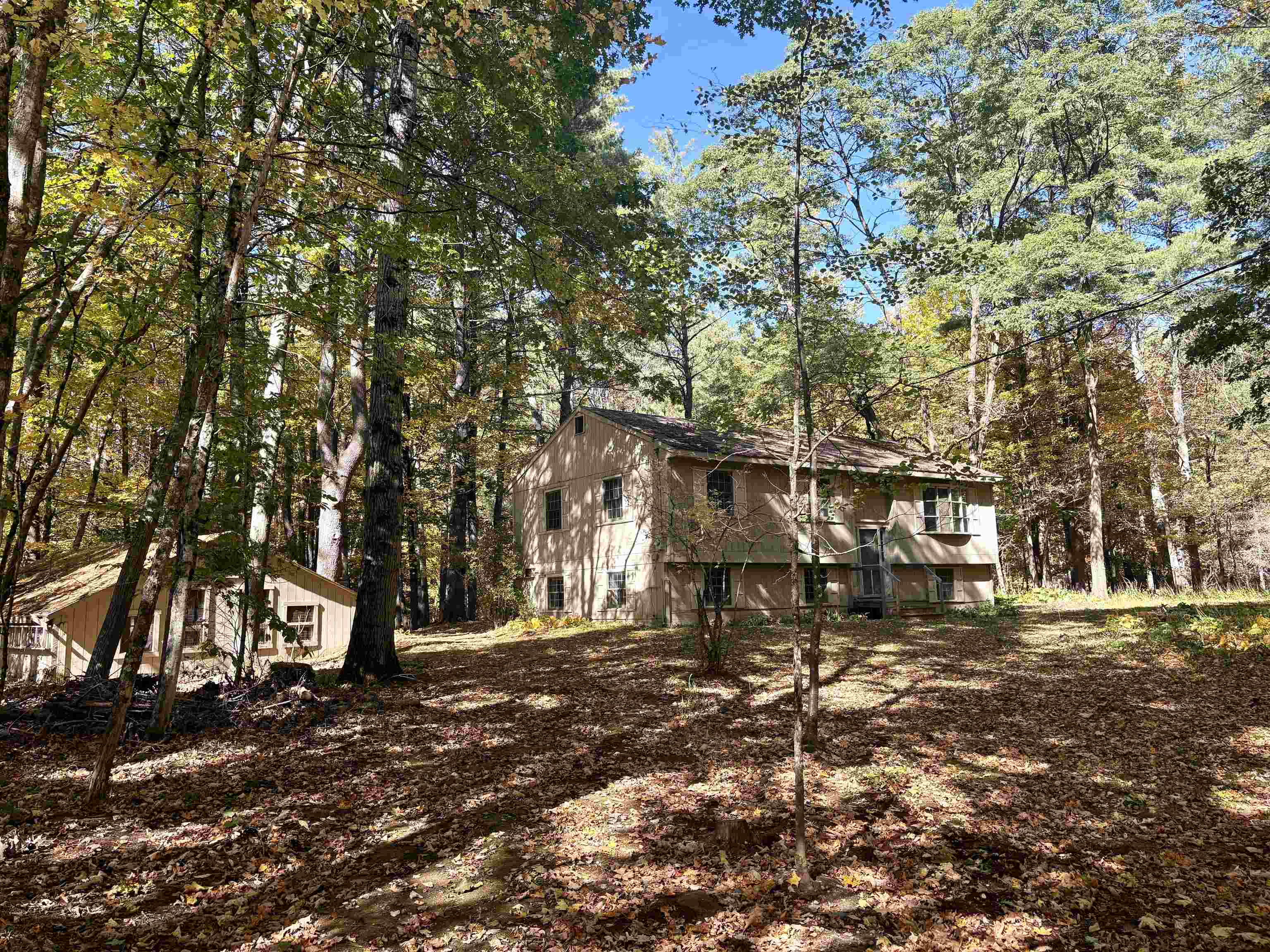 main property photo 16