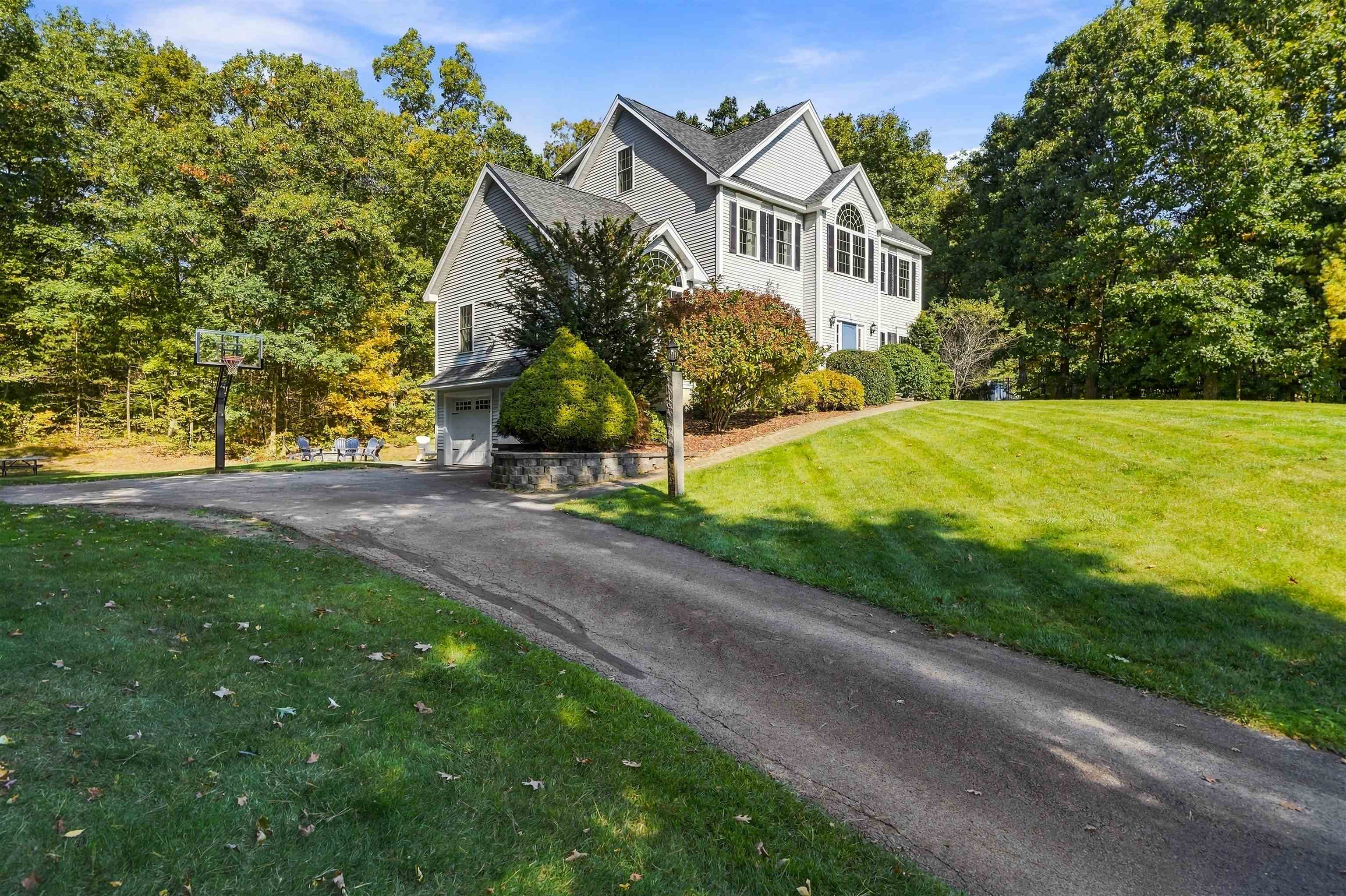 main property photo 50
