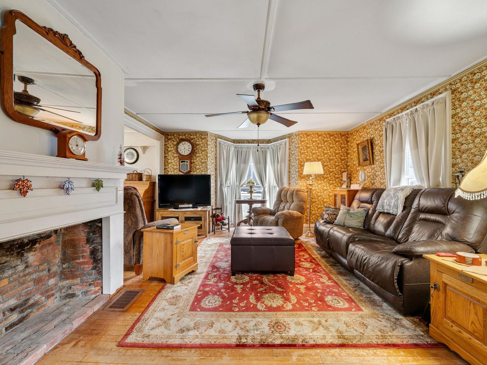 main property photo 21