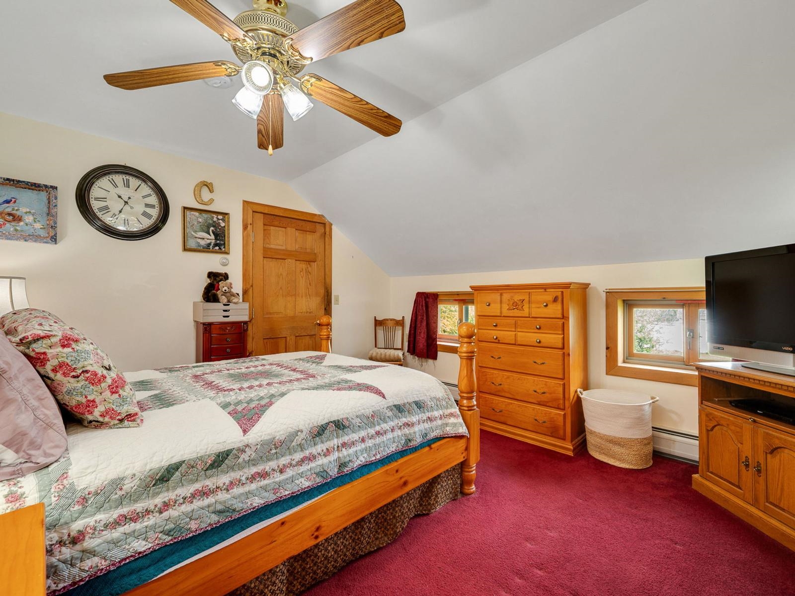 main property photo 41