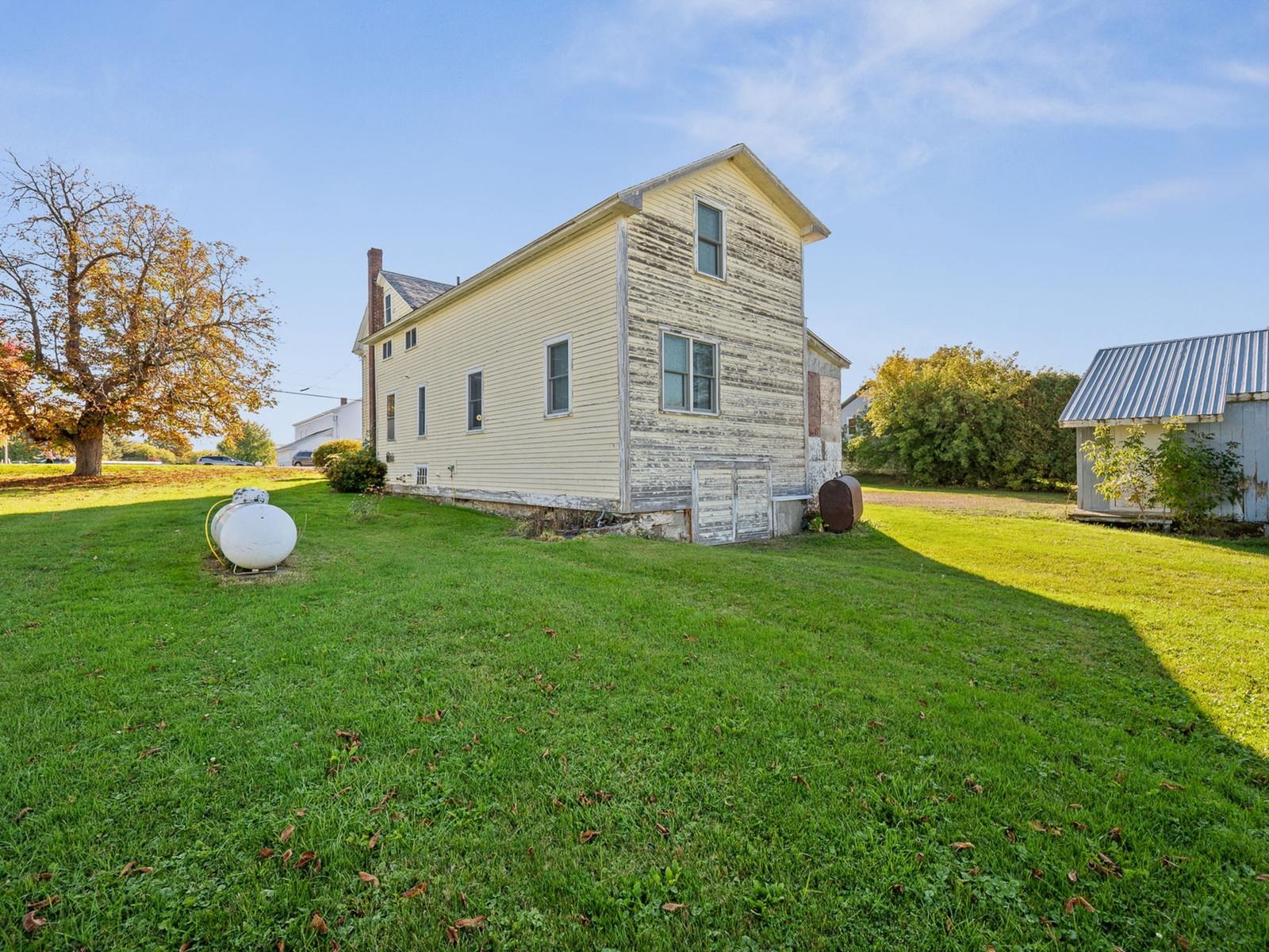 main property photo 51