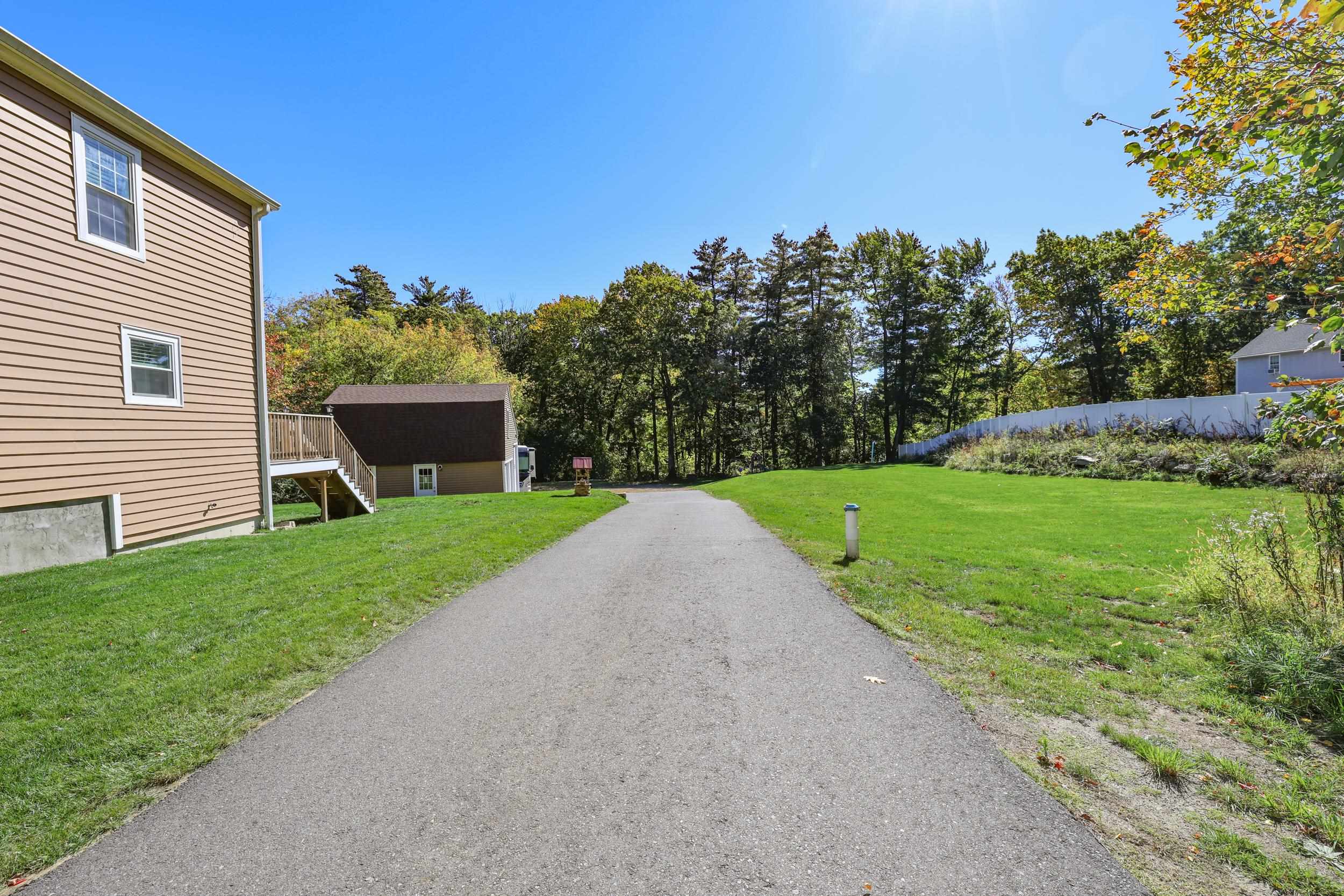main property photo 41