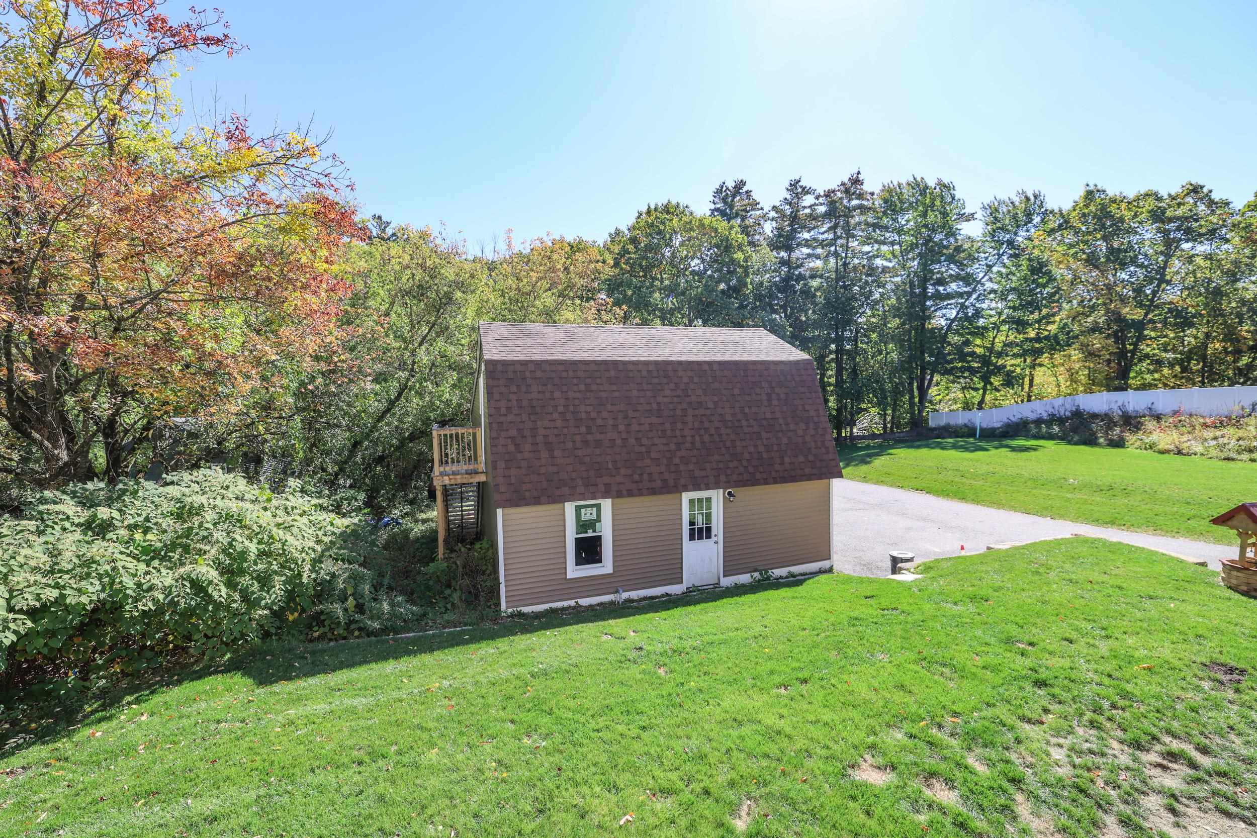 main property photo 45