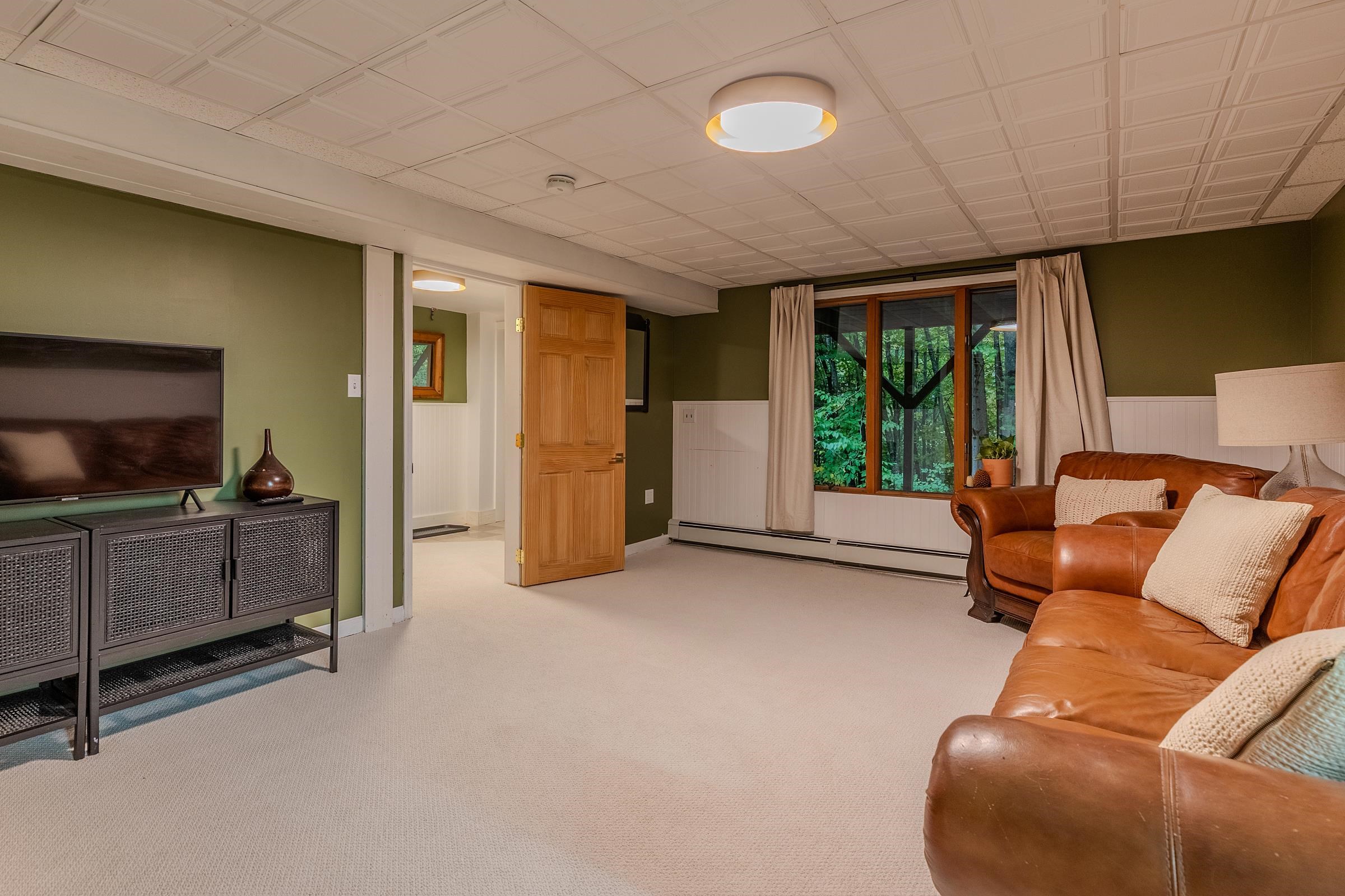 main property photo 50