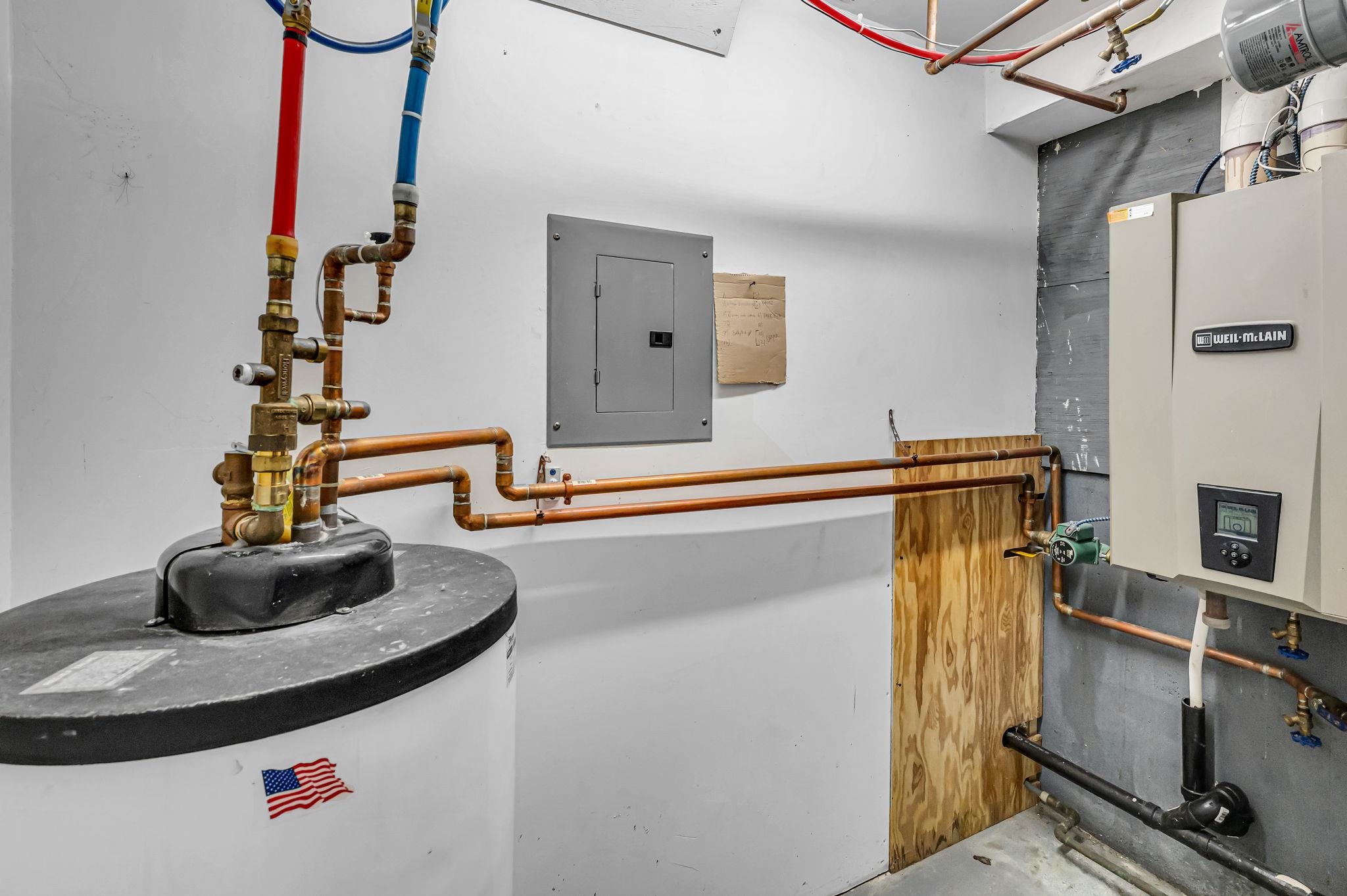 main property photo 25