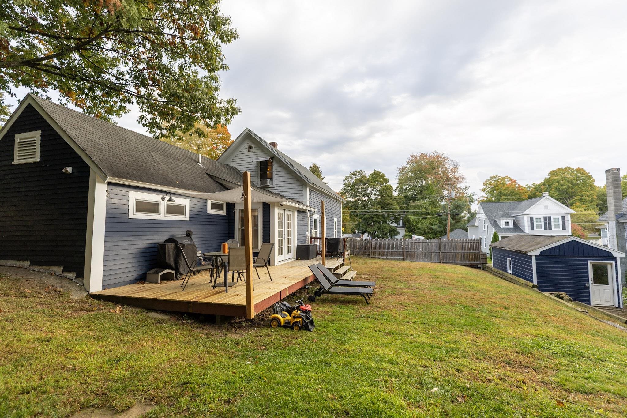 main property photo 5