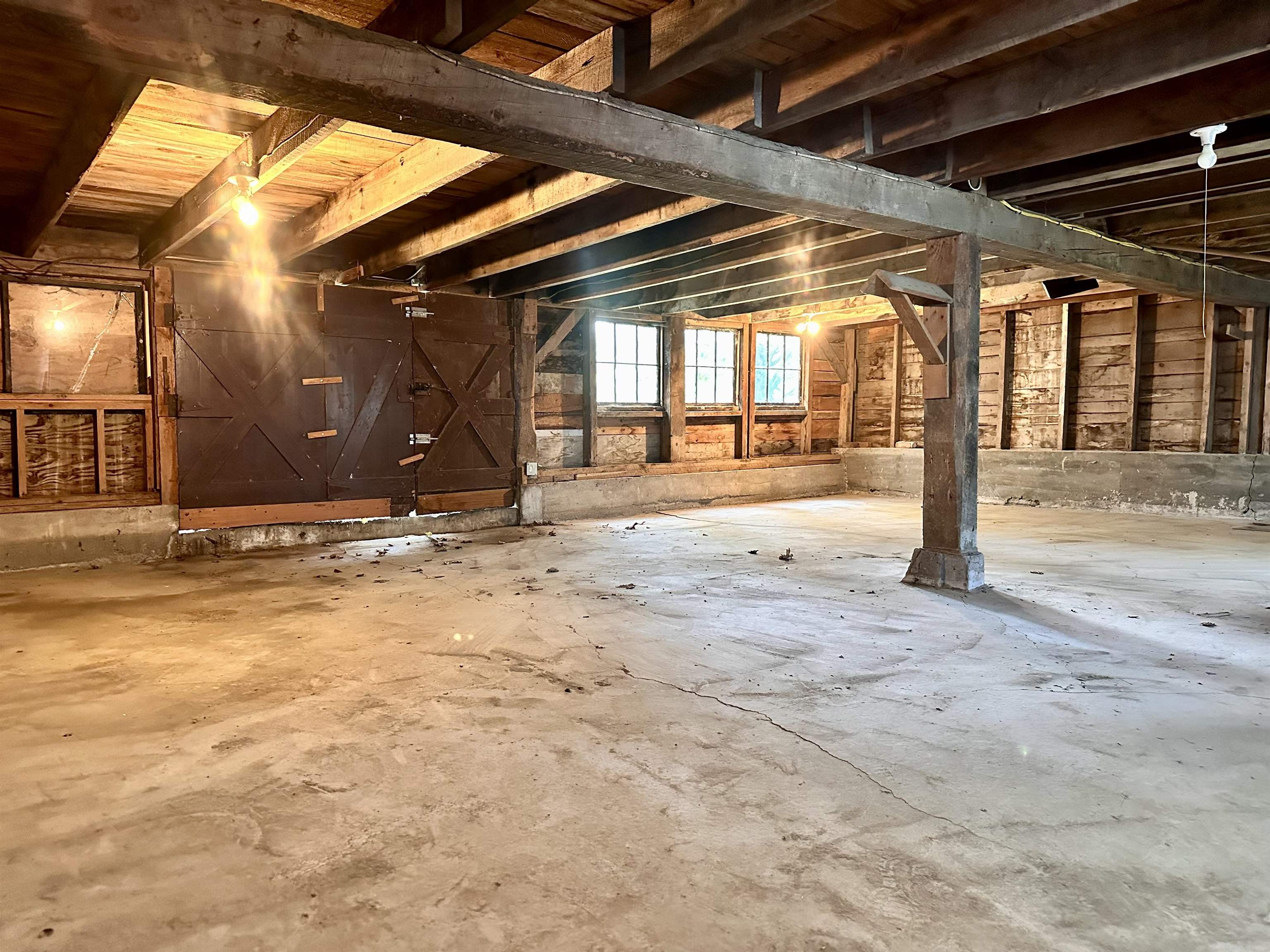 main property photo 45