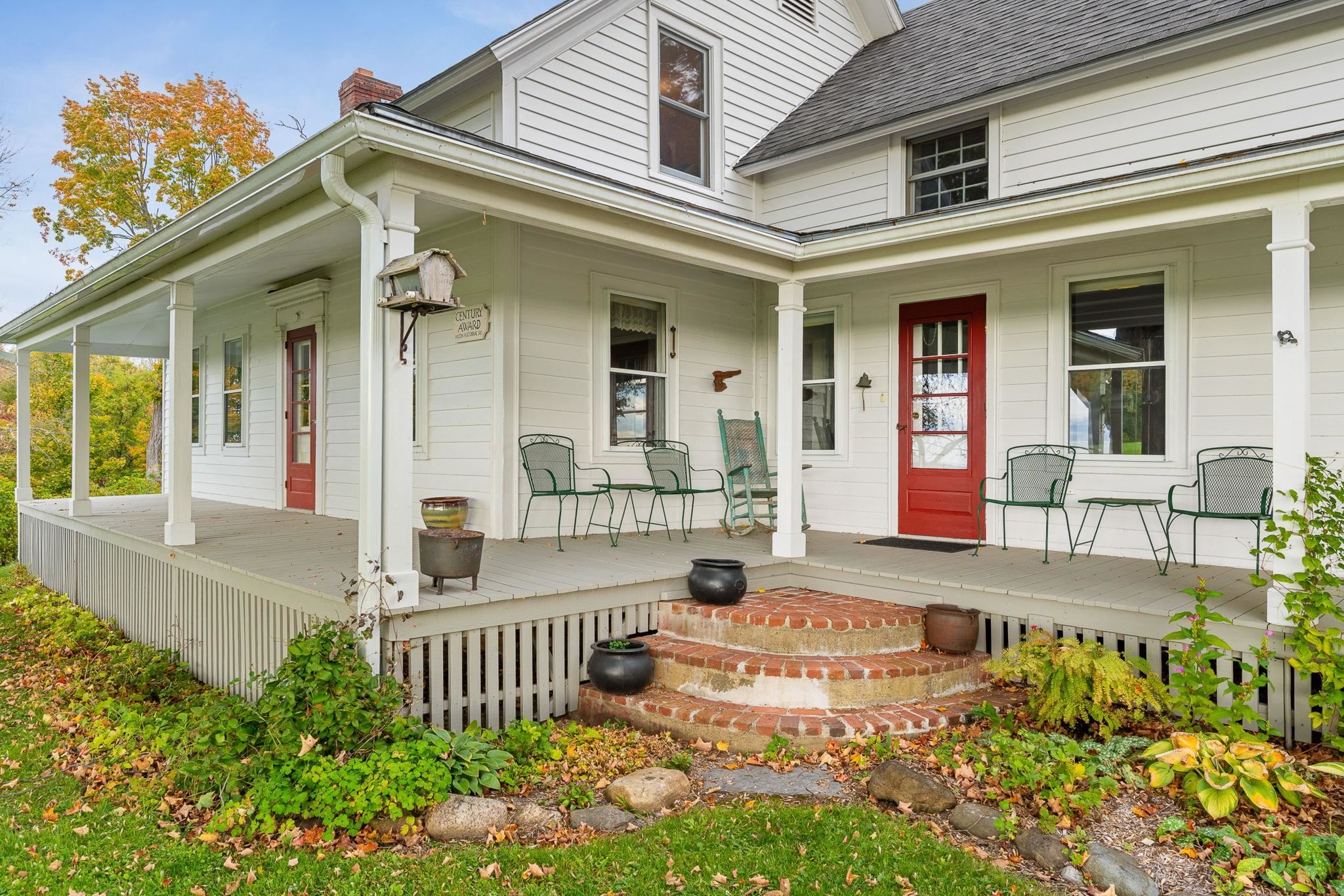 main property photo 27