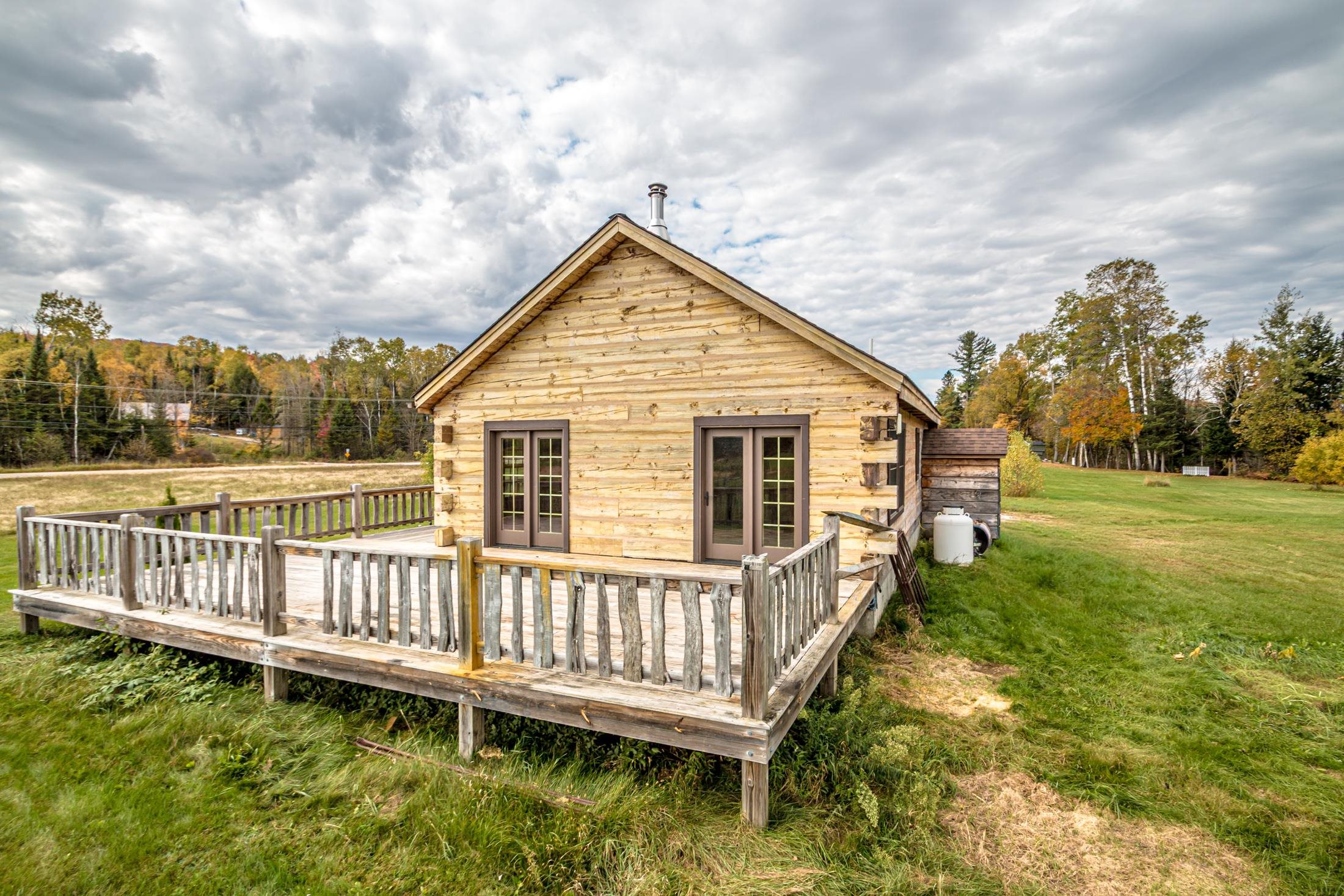 main property photo 20