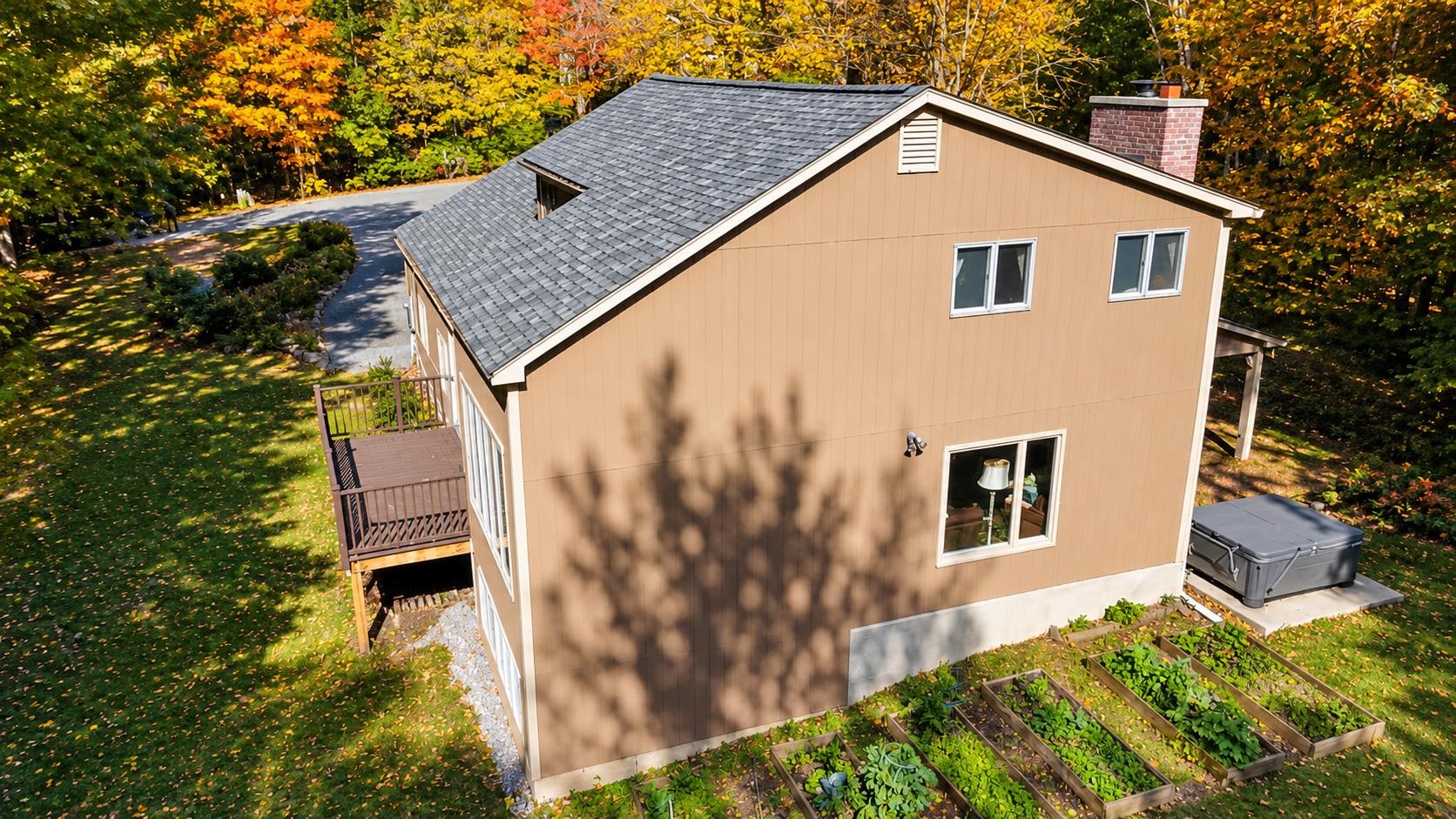 main property photo 32