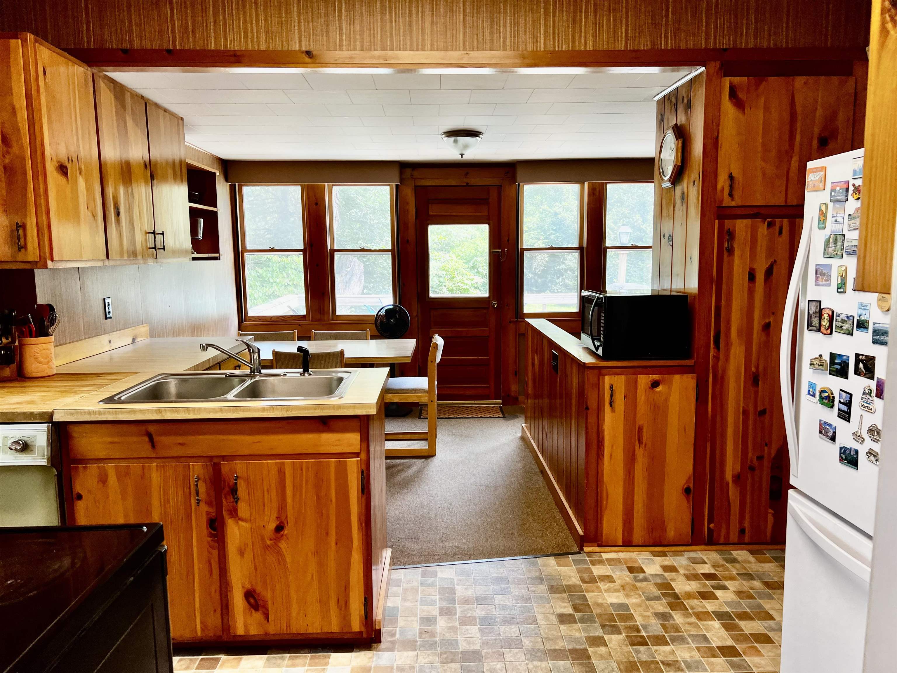 main property photo 16