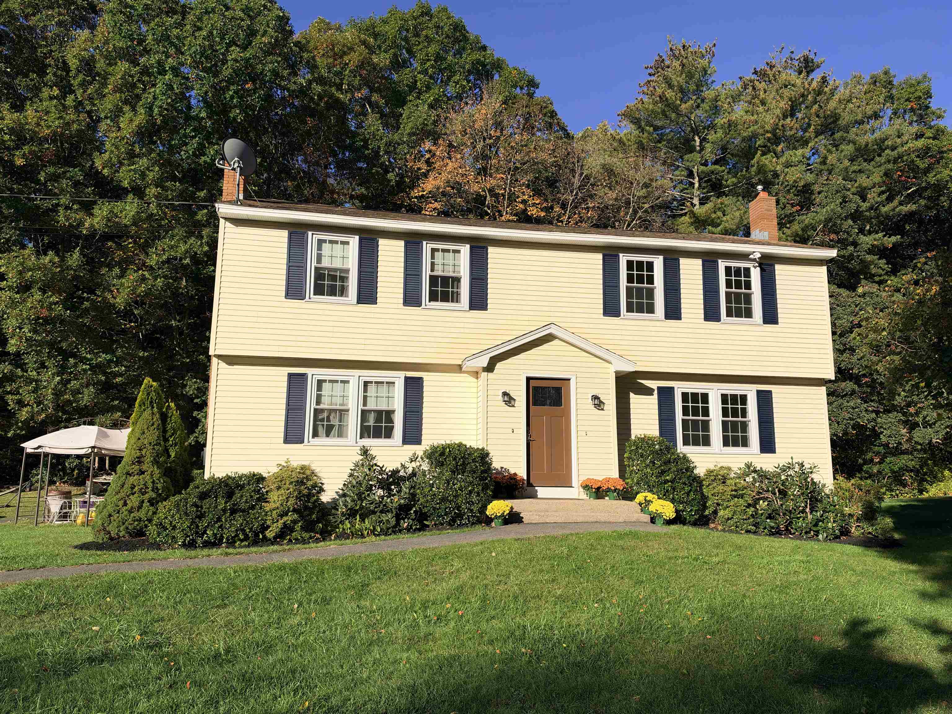 main property photo 6