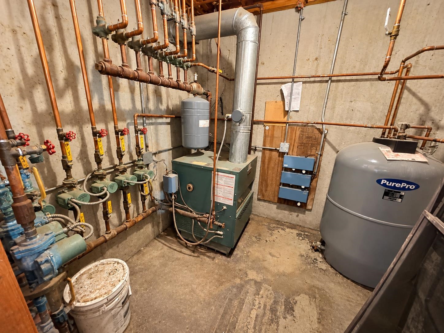 main property photo 37