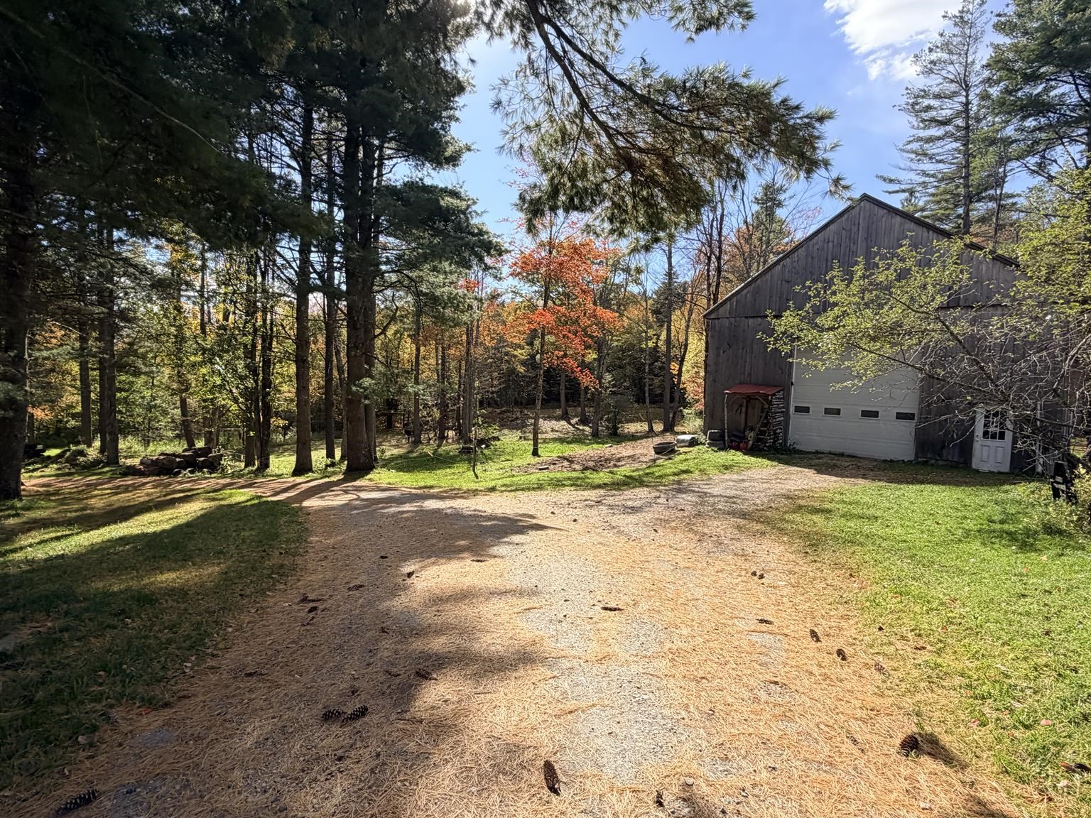 main property photo 41