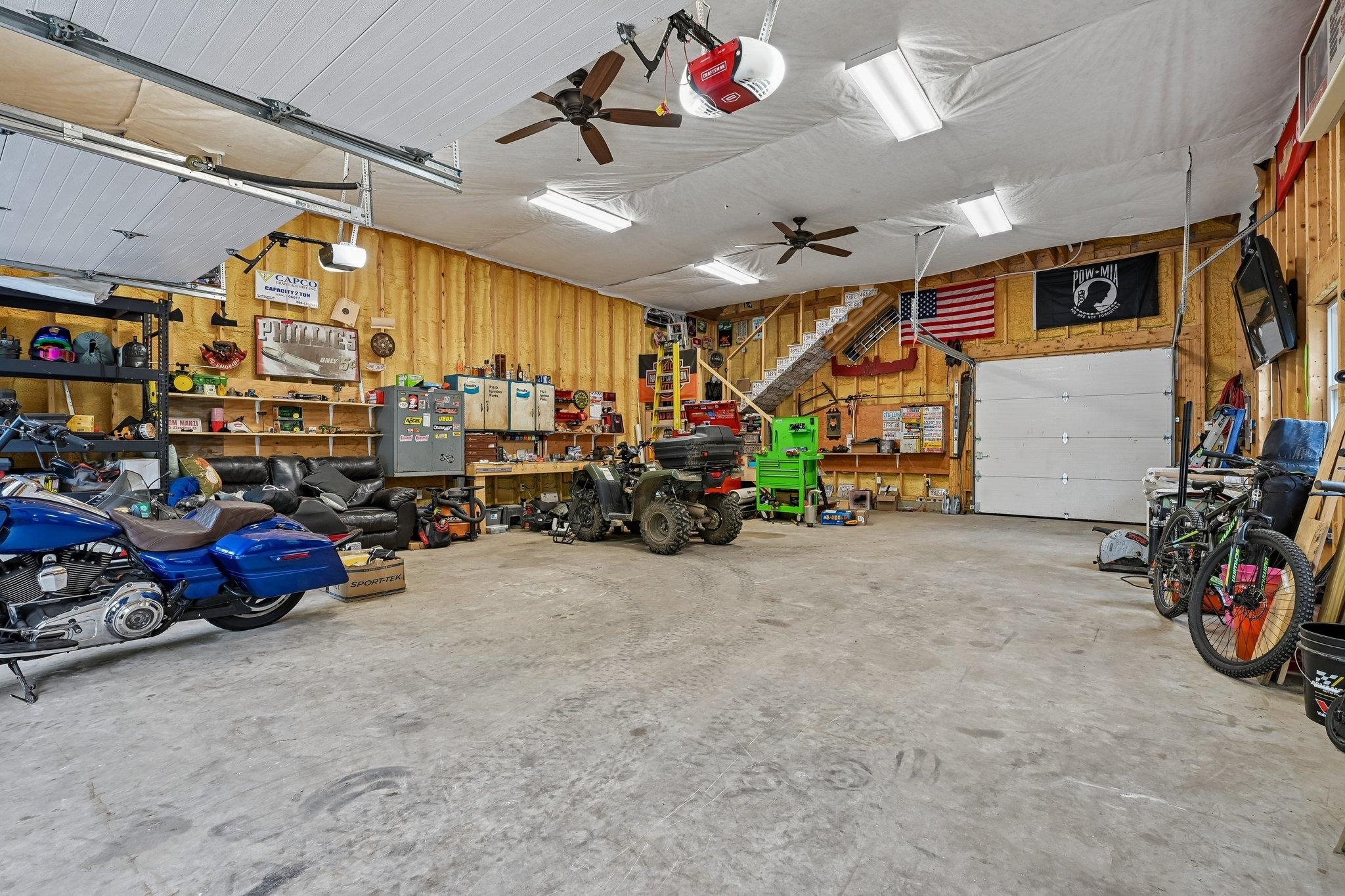 main property photo 18