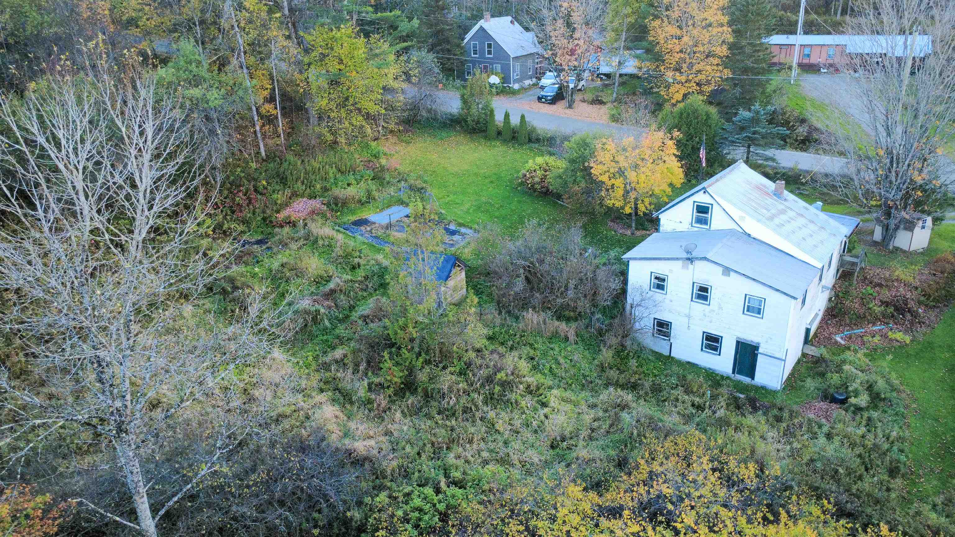 main property photo 9