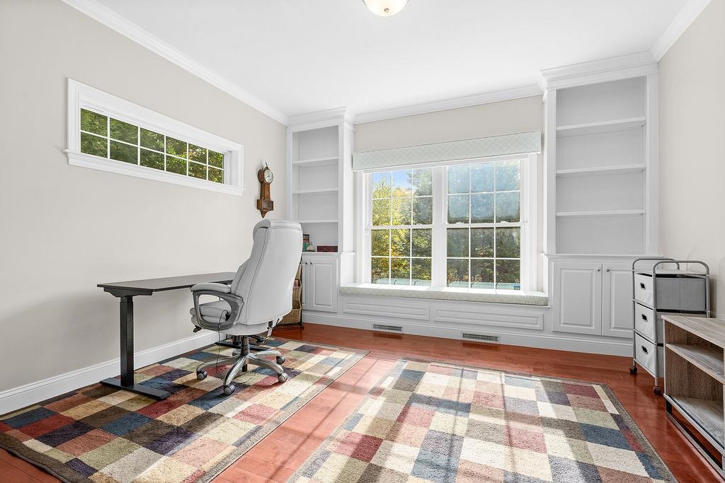 main property photo 13