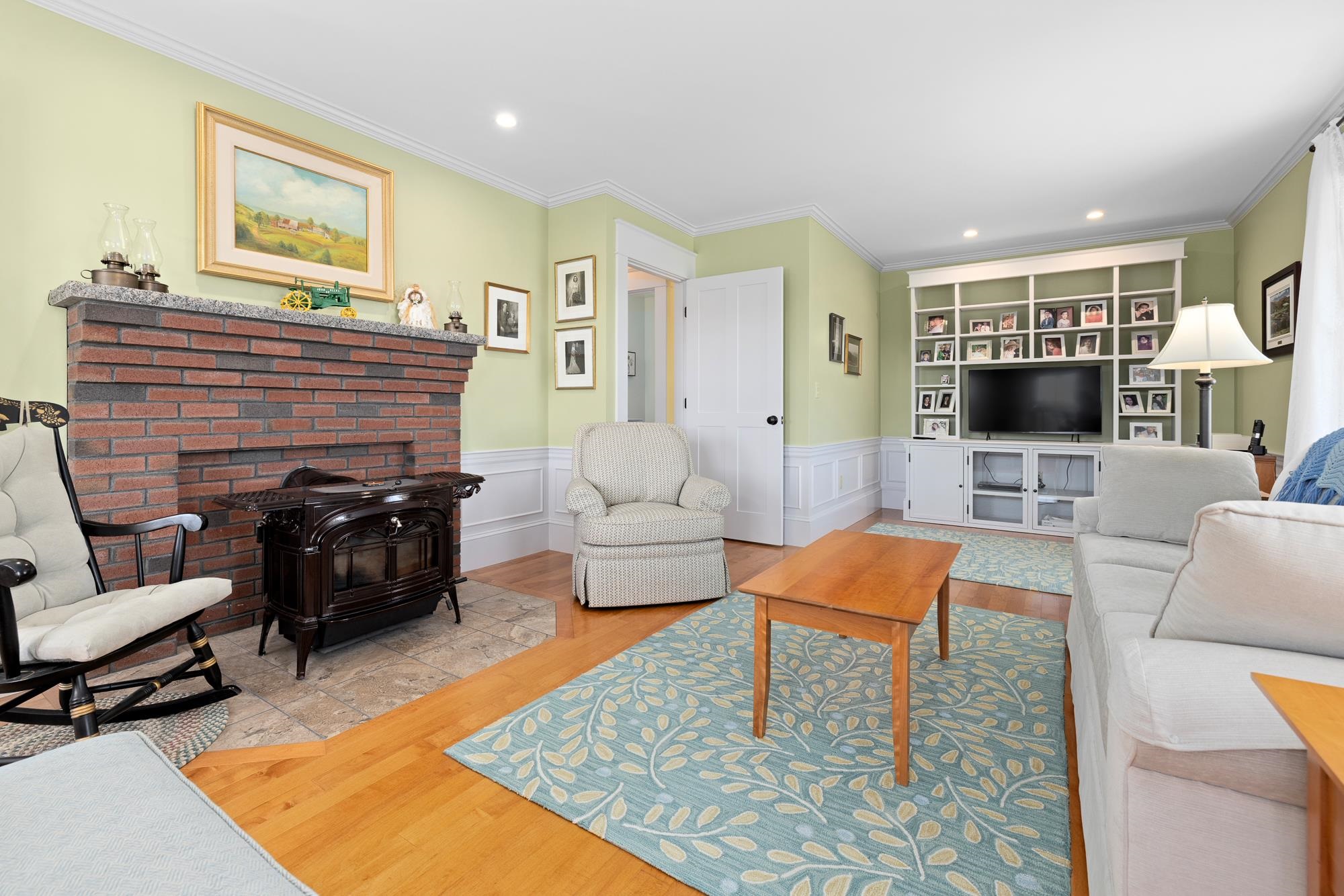 main property photo 15