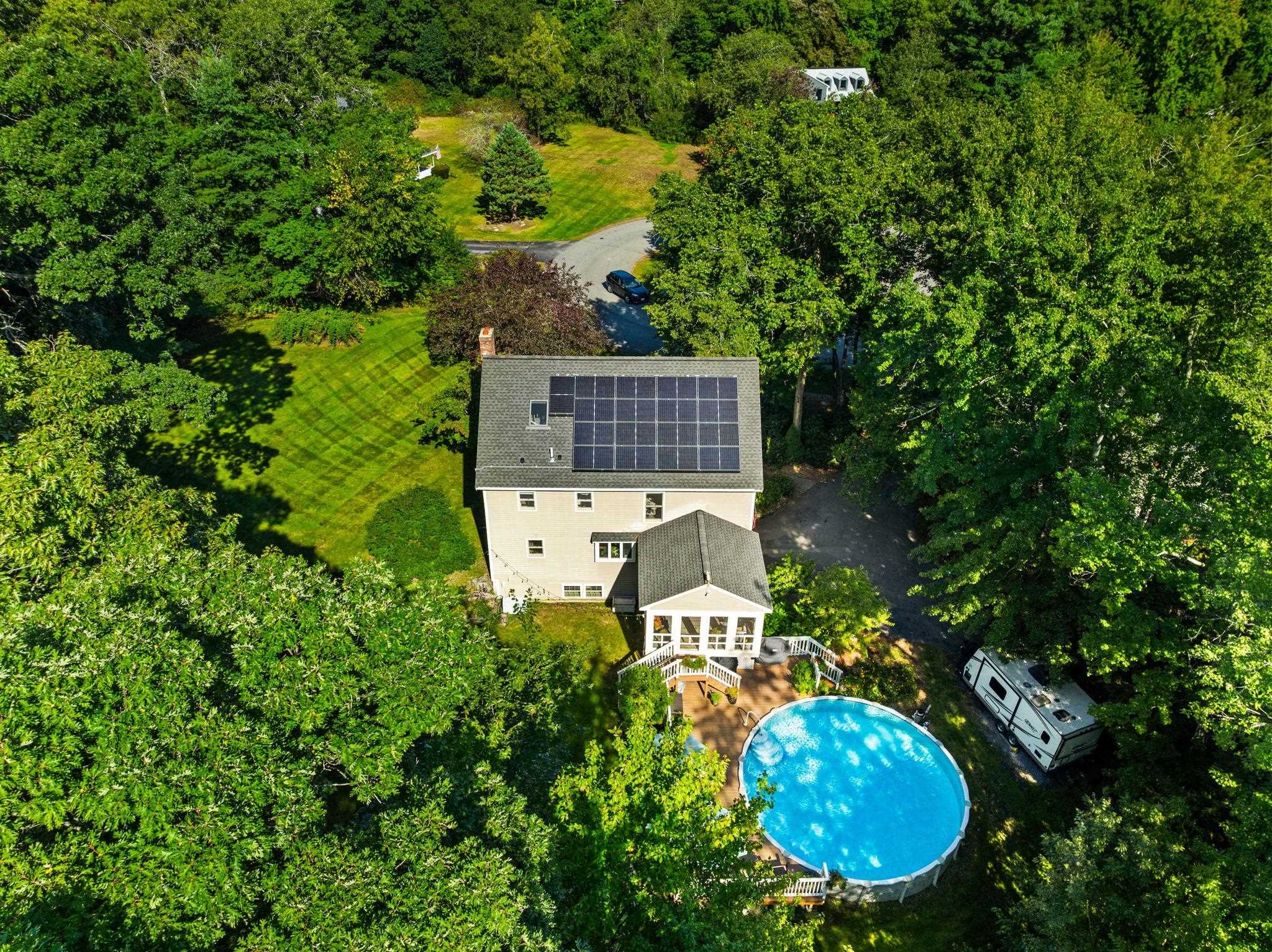 main property photo 40