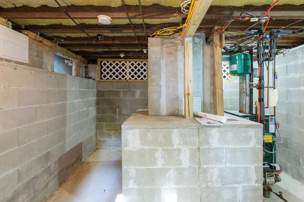 main property photo 44