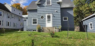 image of property with 6 Bed | 3 Bath | 2,498 Sqft