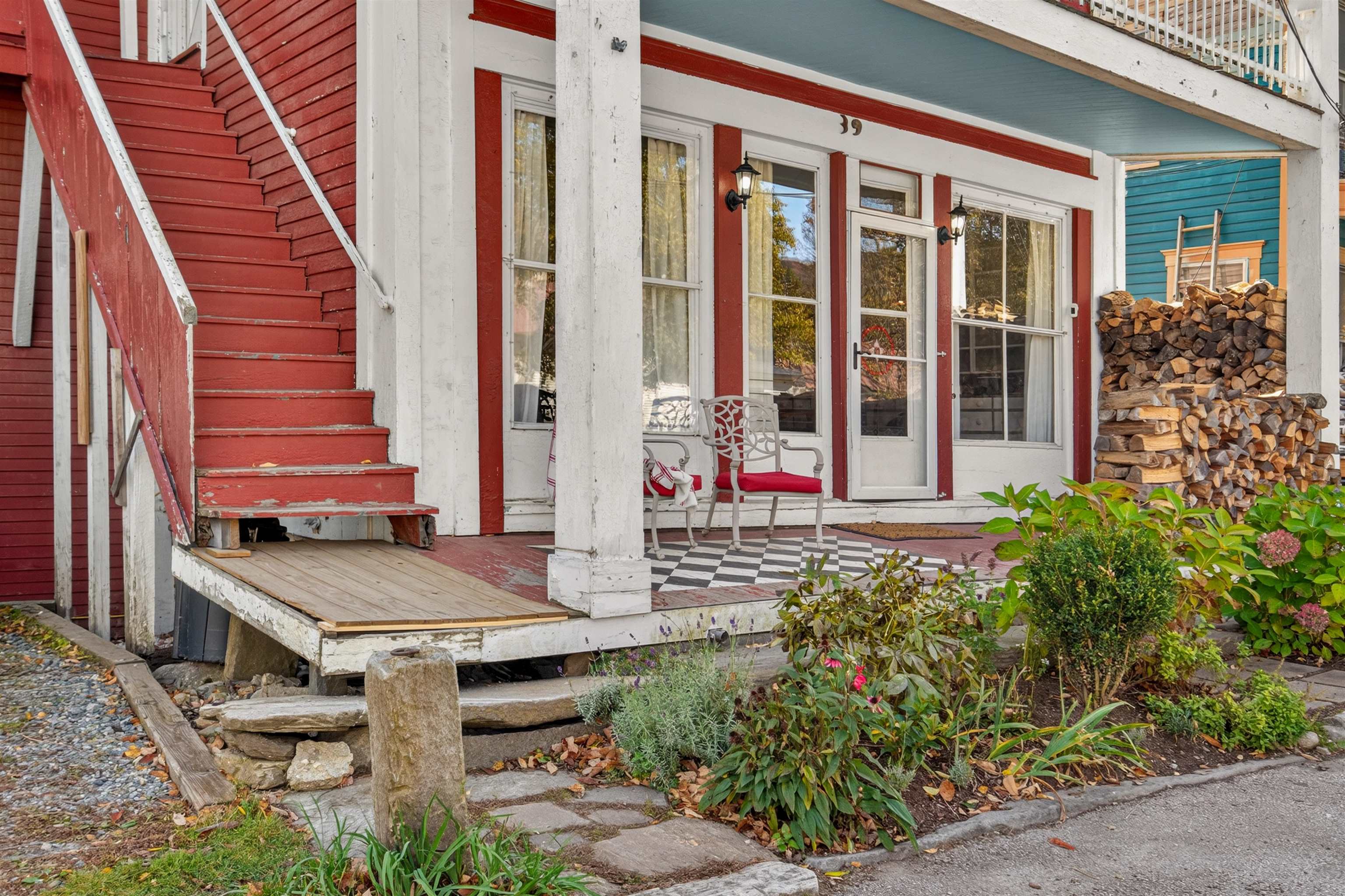 main property photo 41