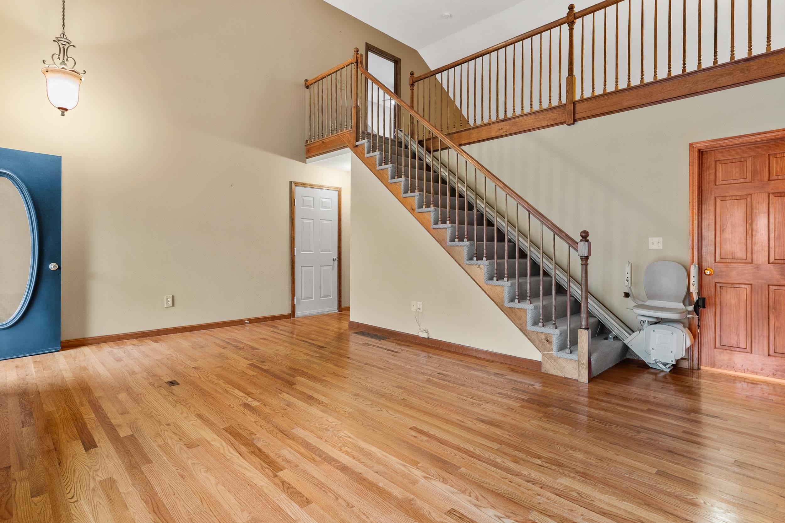 main property photo 5