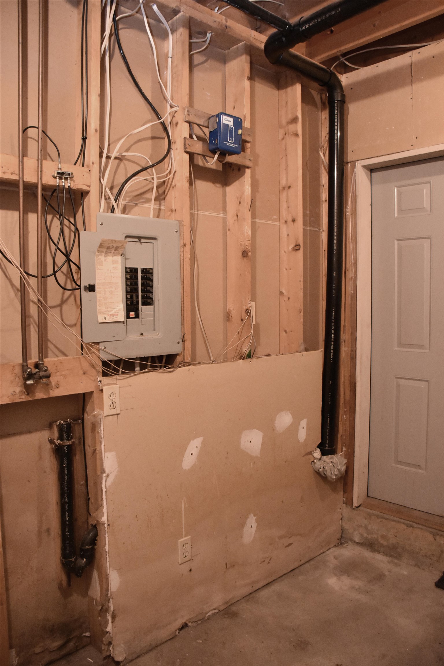 main property photo 42