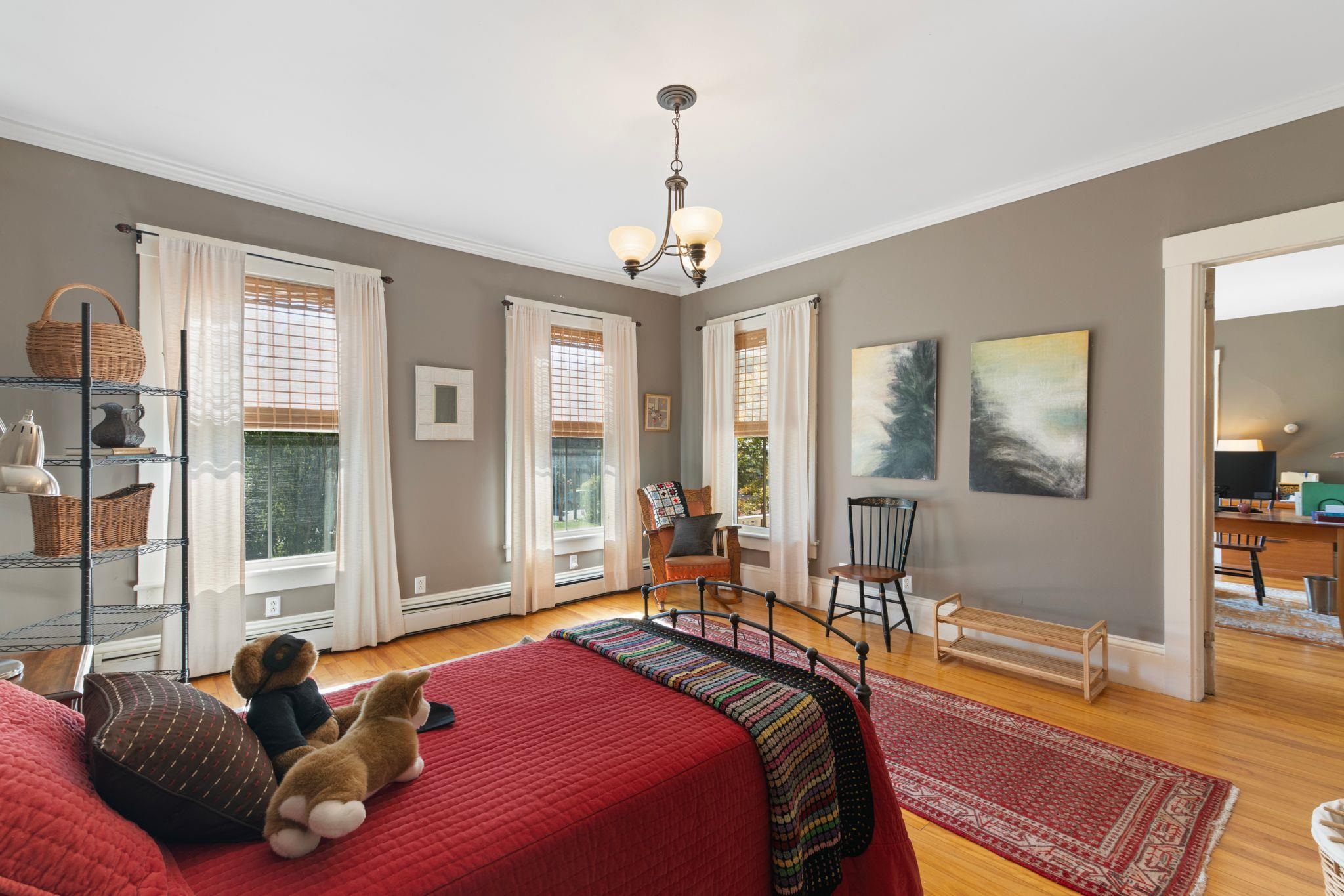 main property photo 33