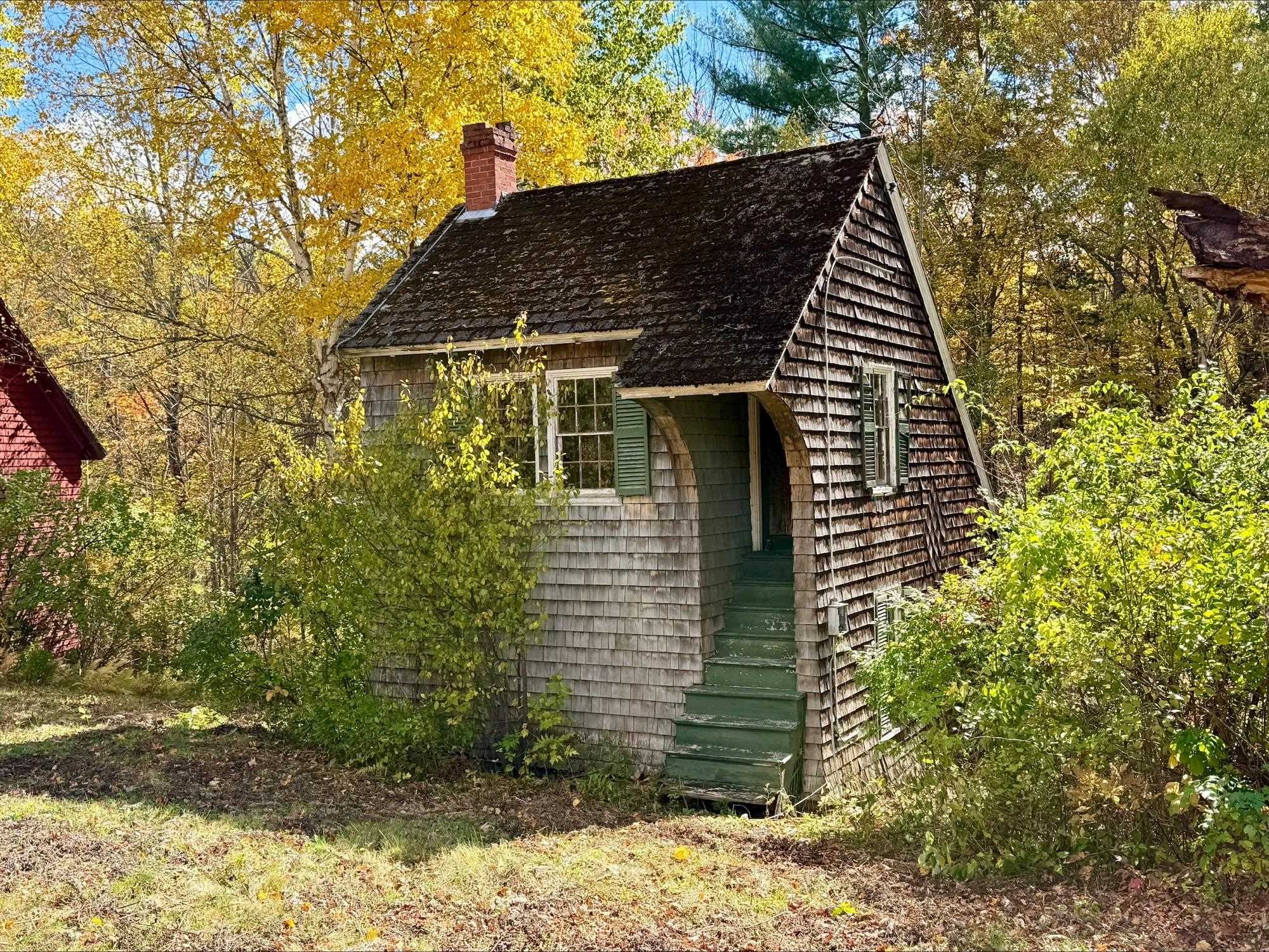 main property photo 17