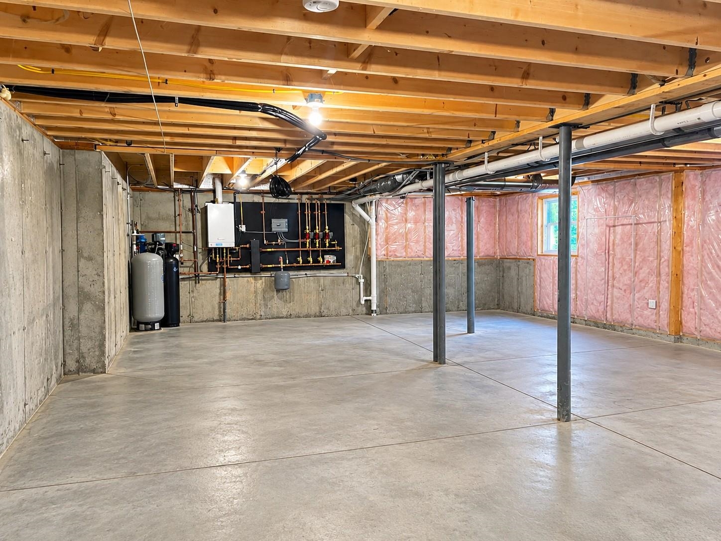 main property photo 47