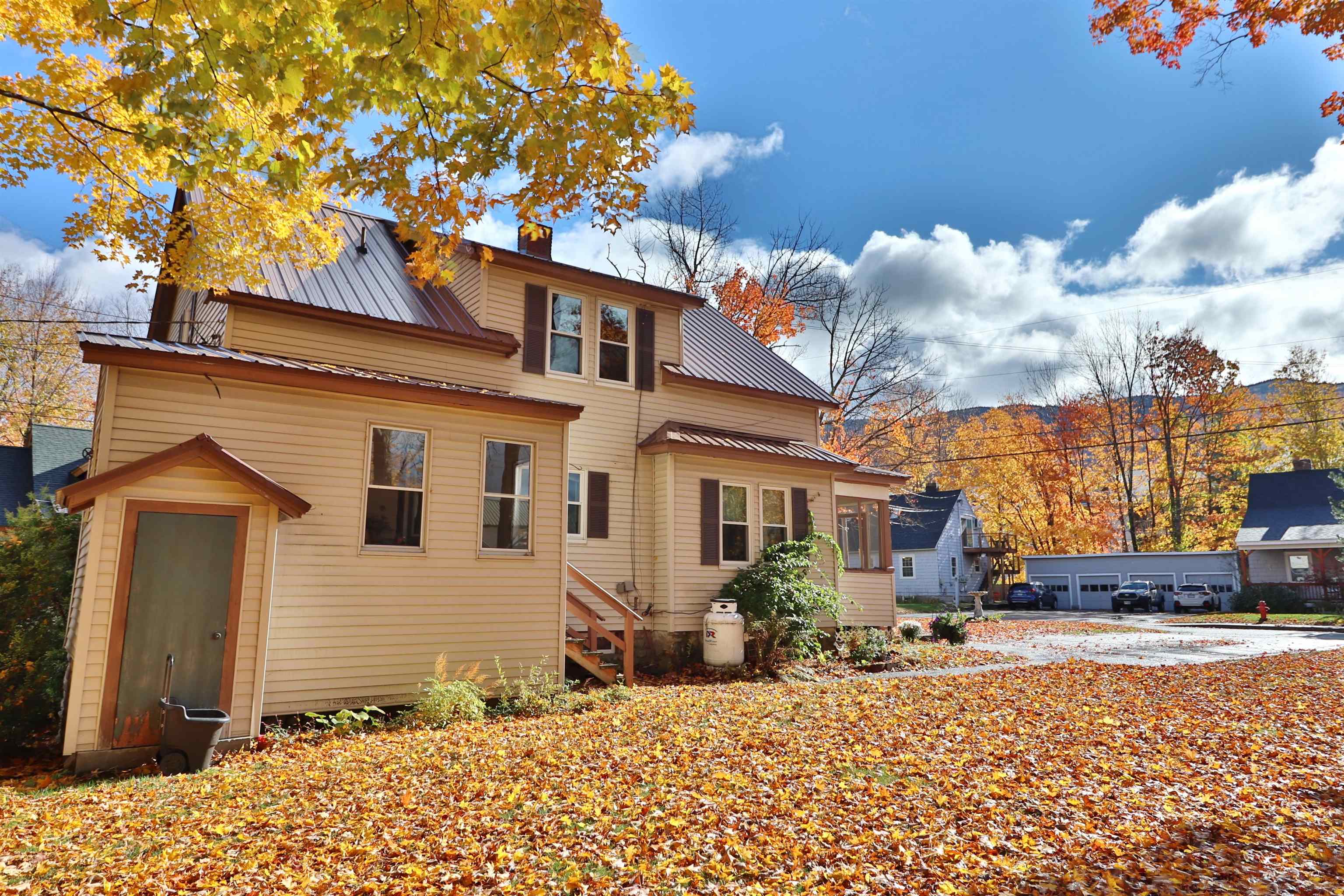 main property photo 45