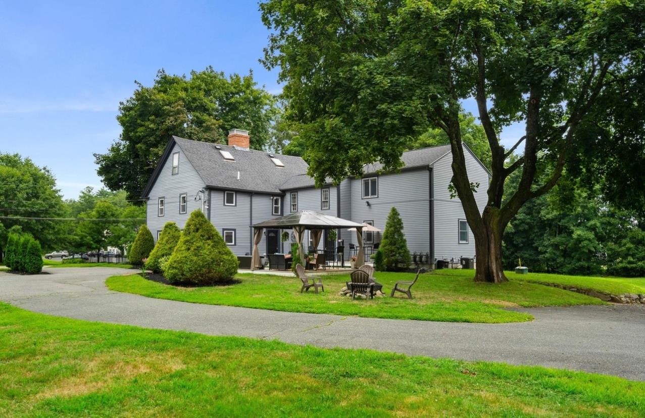 main property photo 8