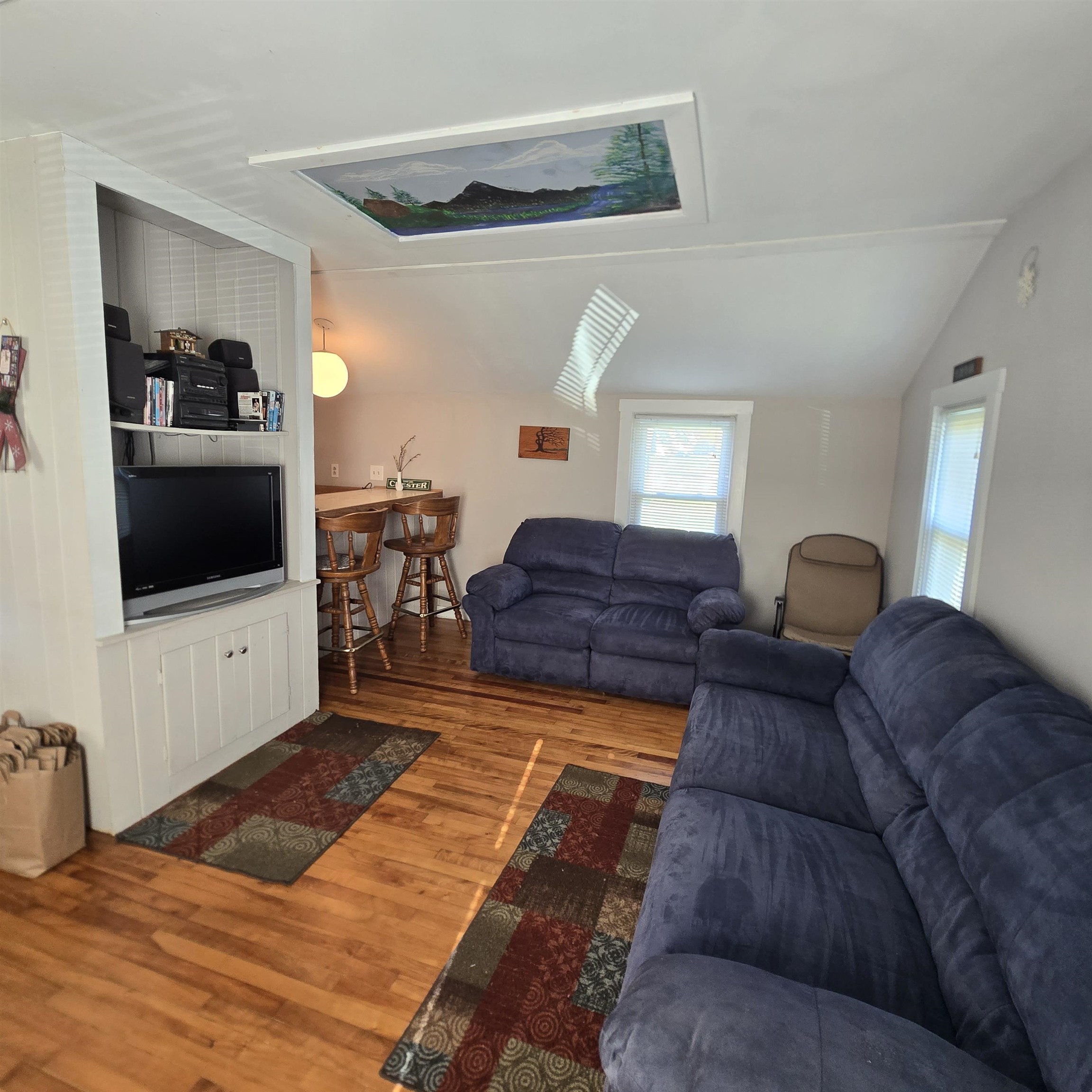 main property photo 9