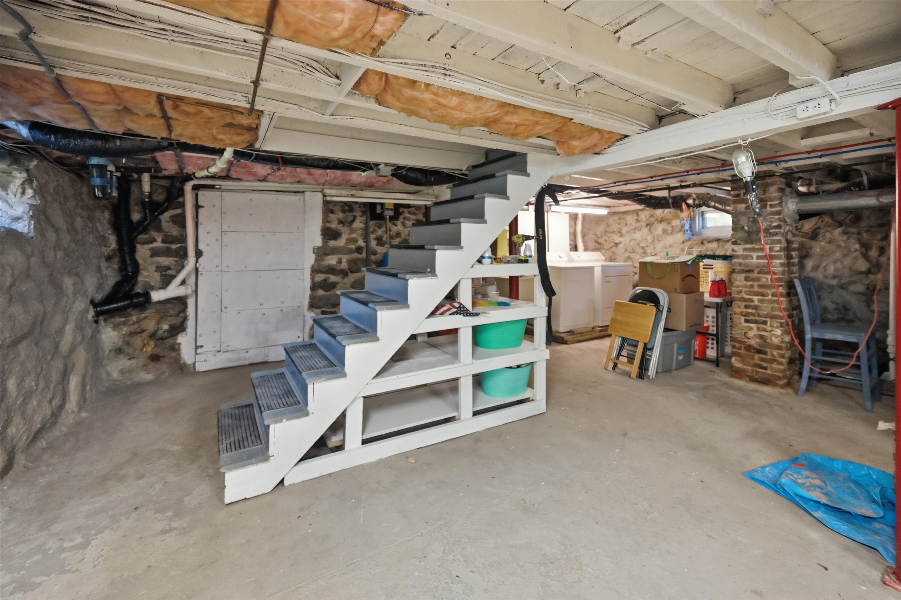 main property photo 37