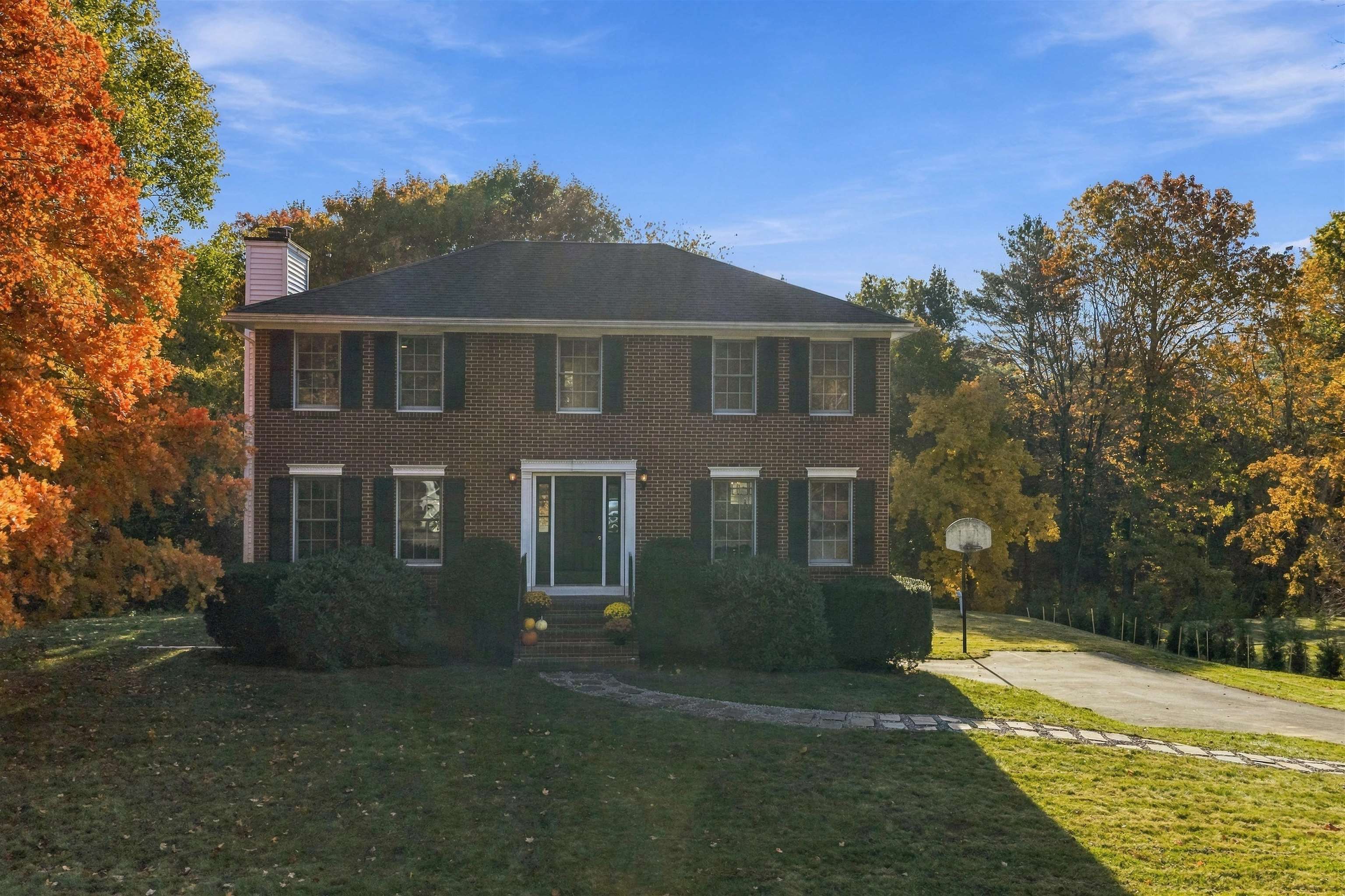 main property photo 39
