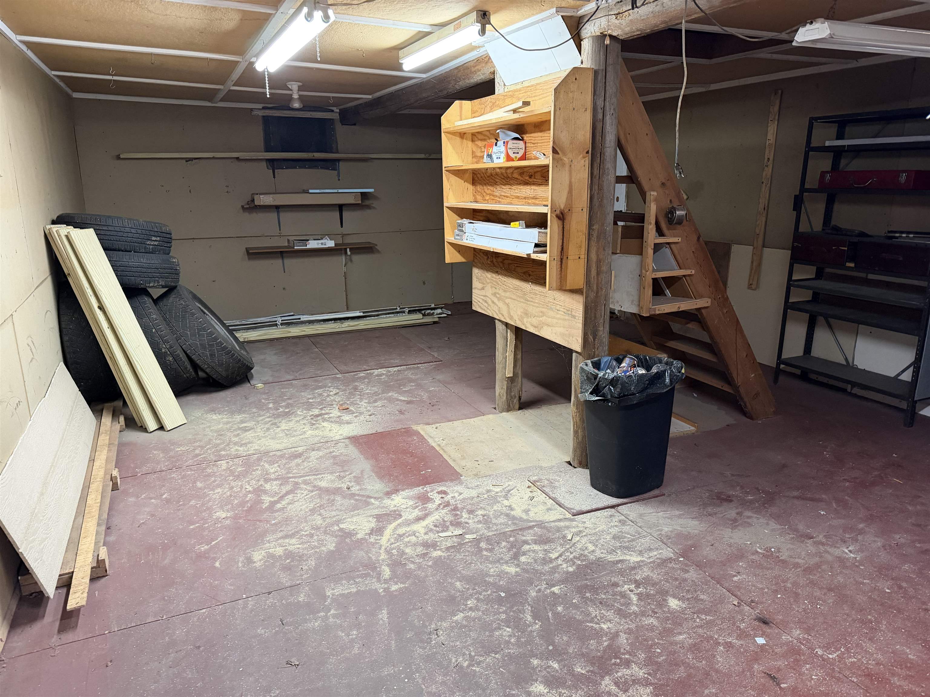 main property photo 22