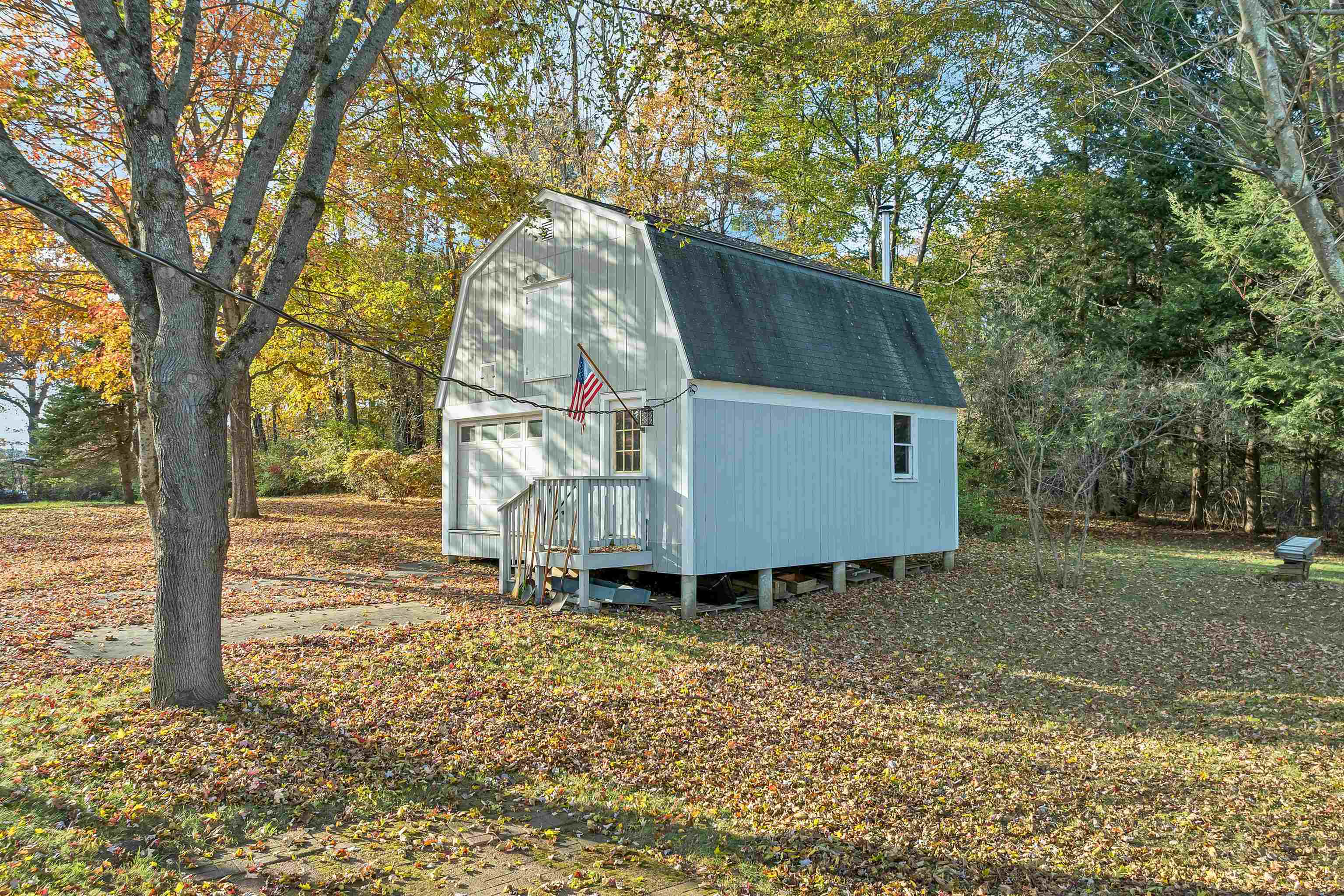 main property photo 20