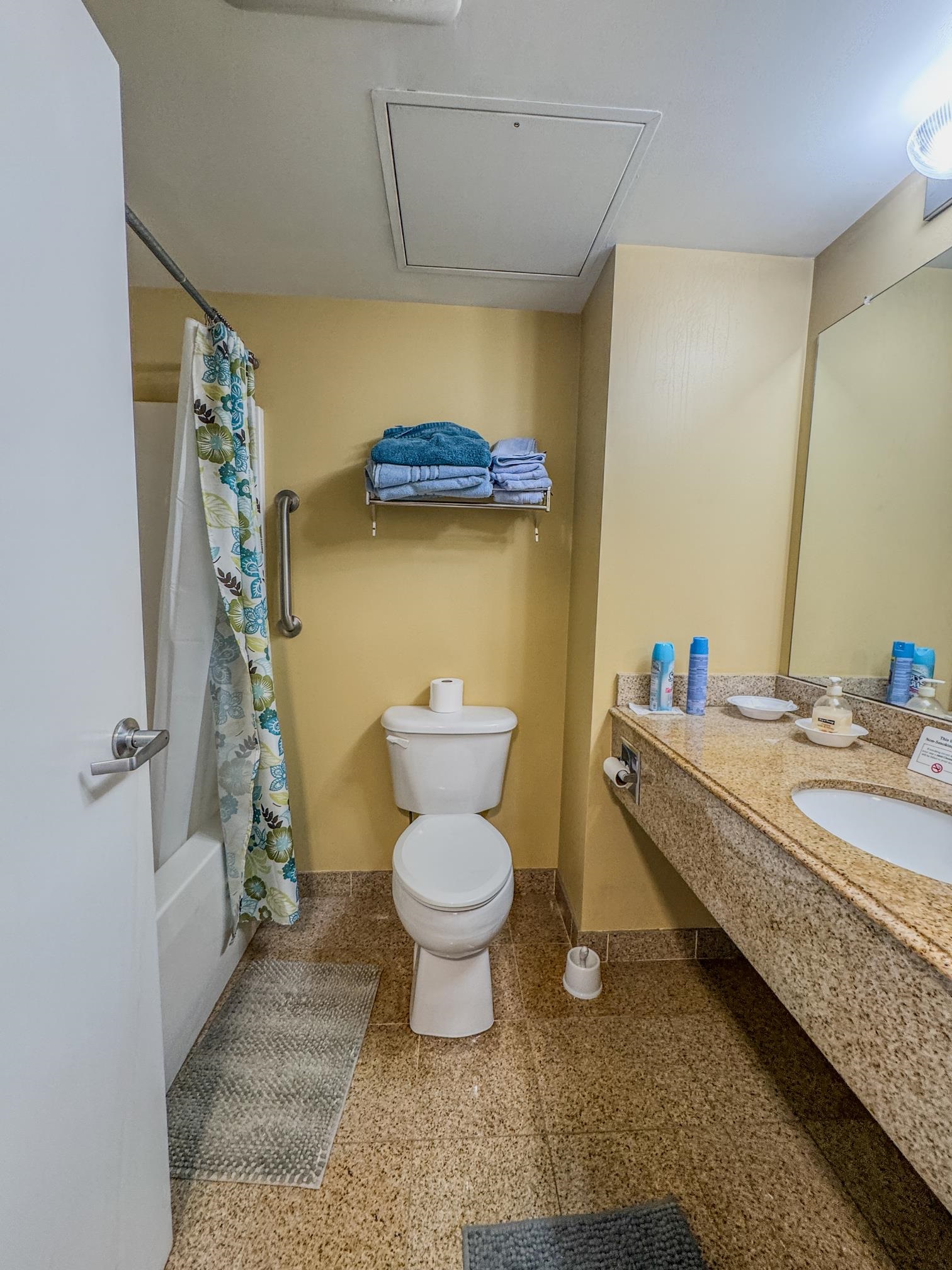 main property photo 9