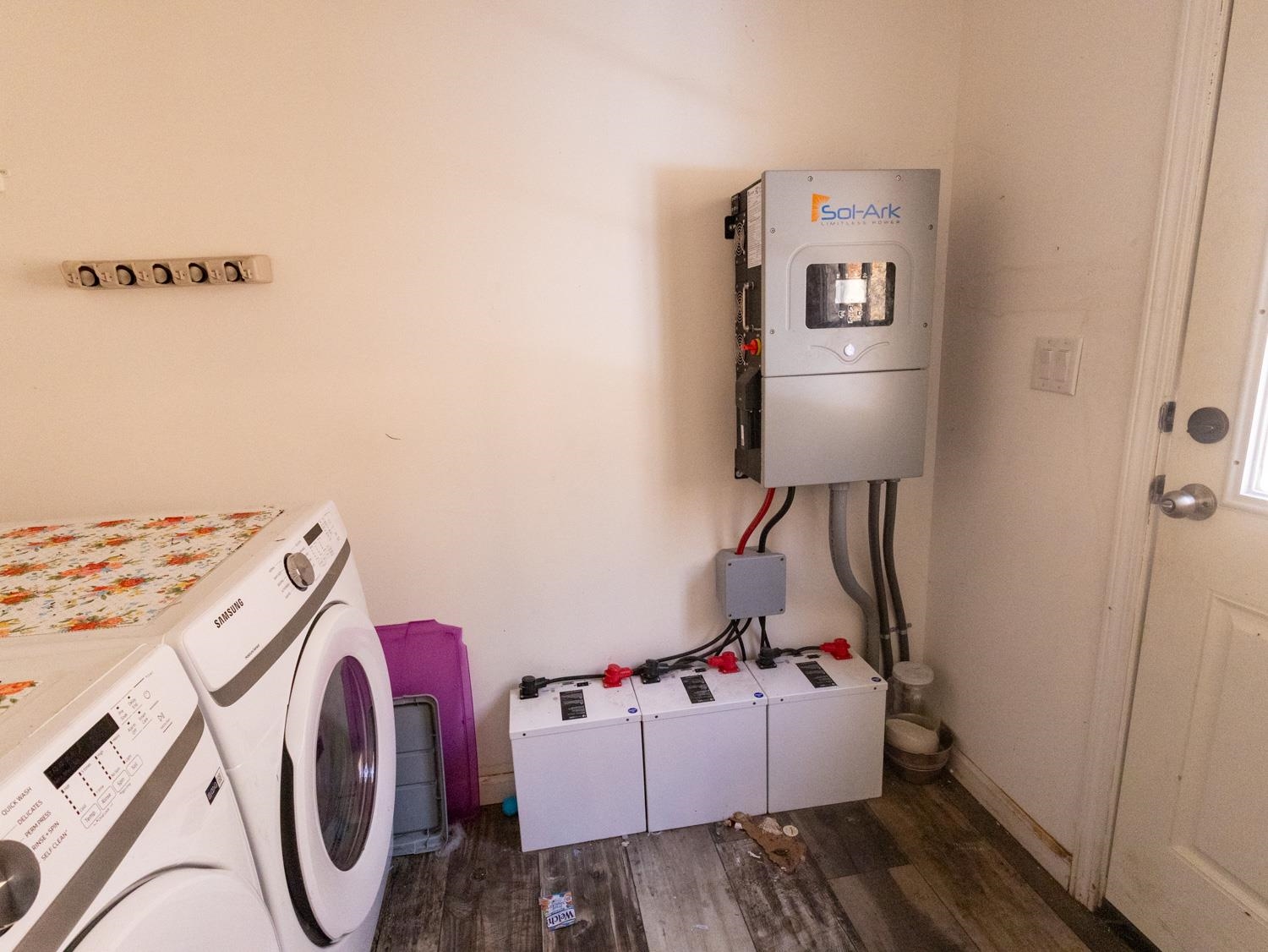 main property photo 27