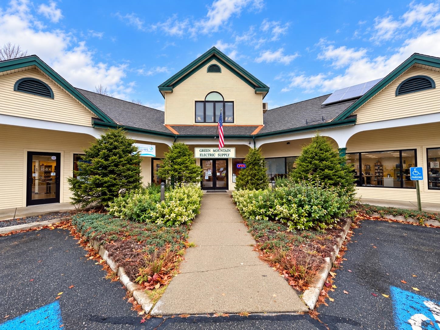 main property photo 25