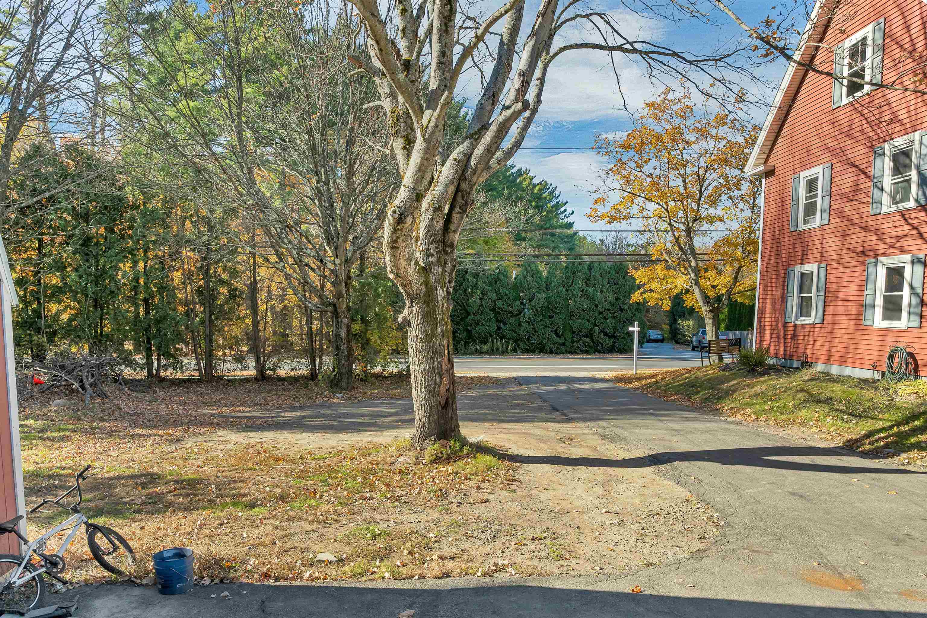 main property photo 38