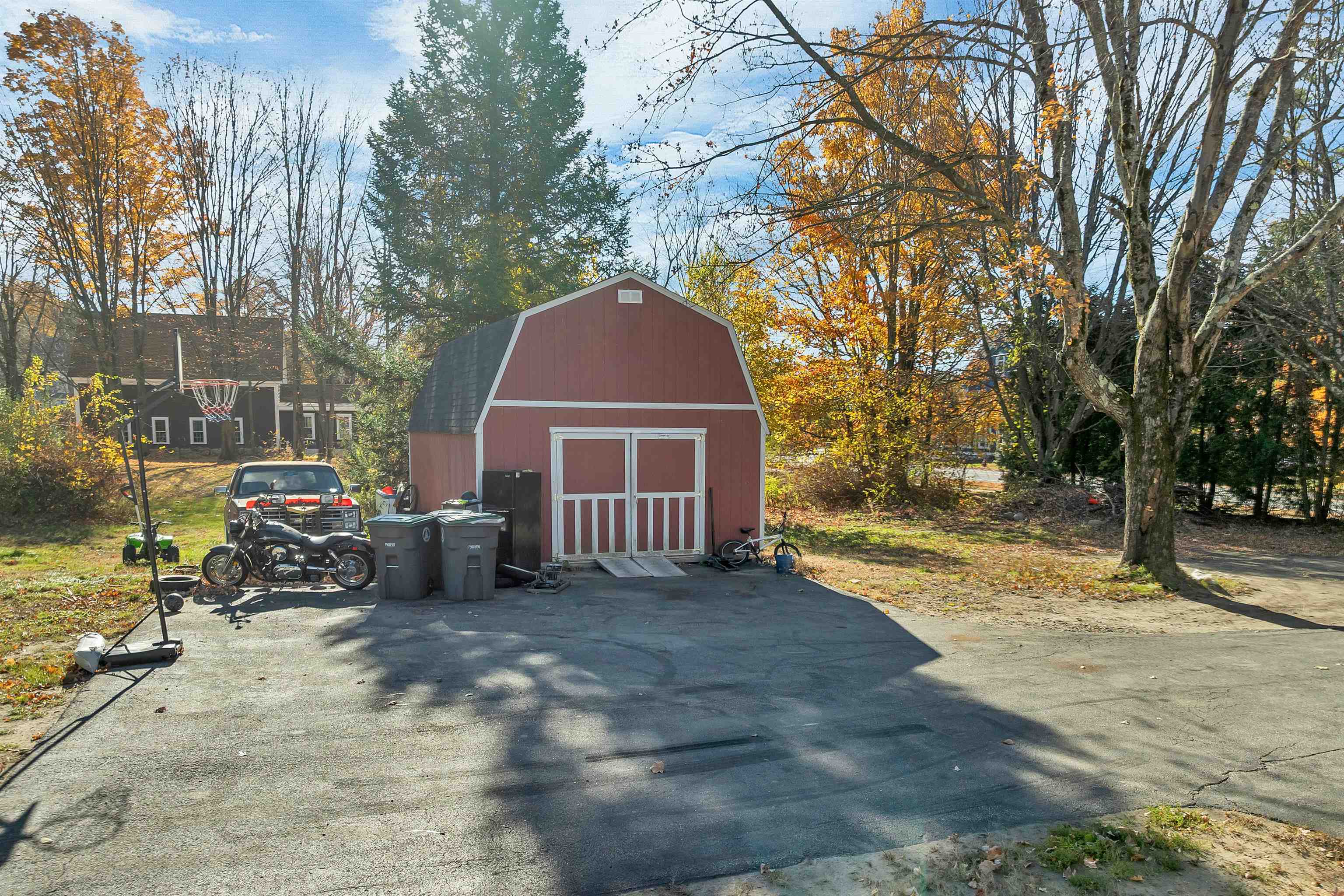 main property photo 46