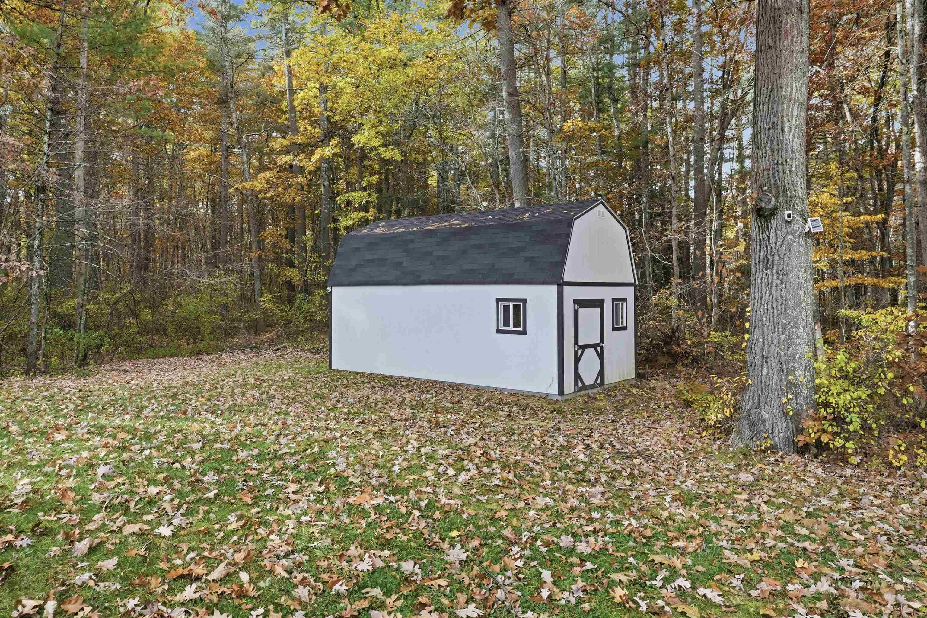main property photo 16